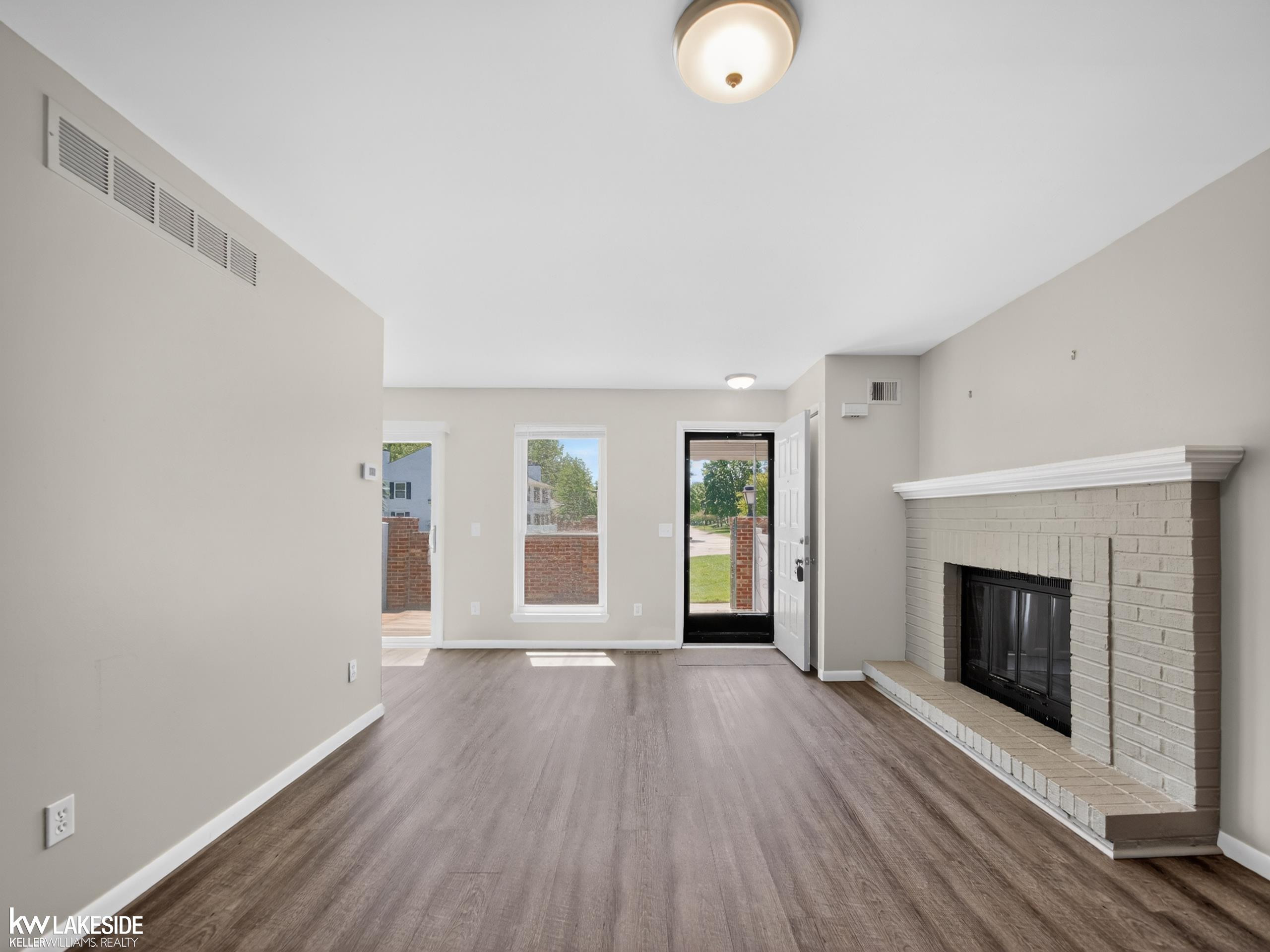 38951 E Golfview Drive, Clinton Twp, MI 48038 — Photo 10