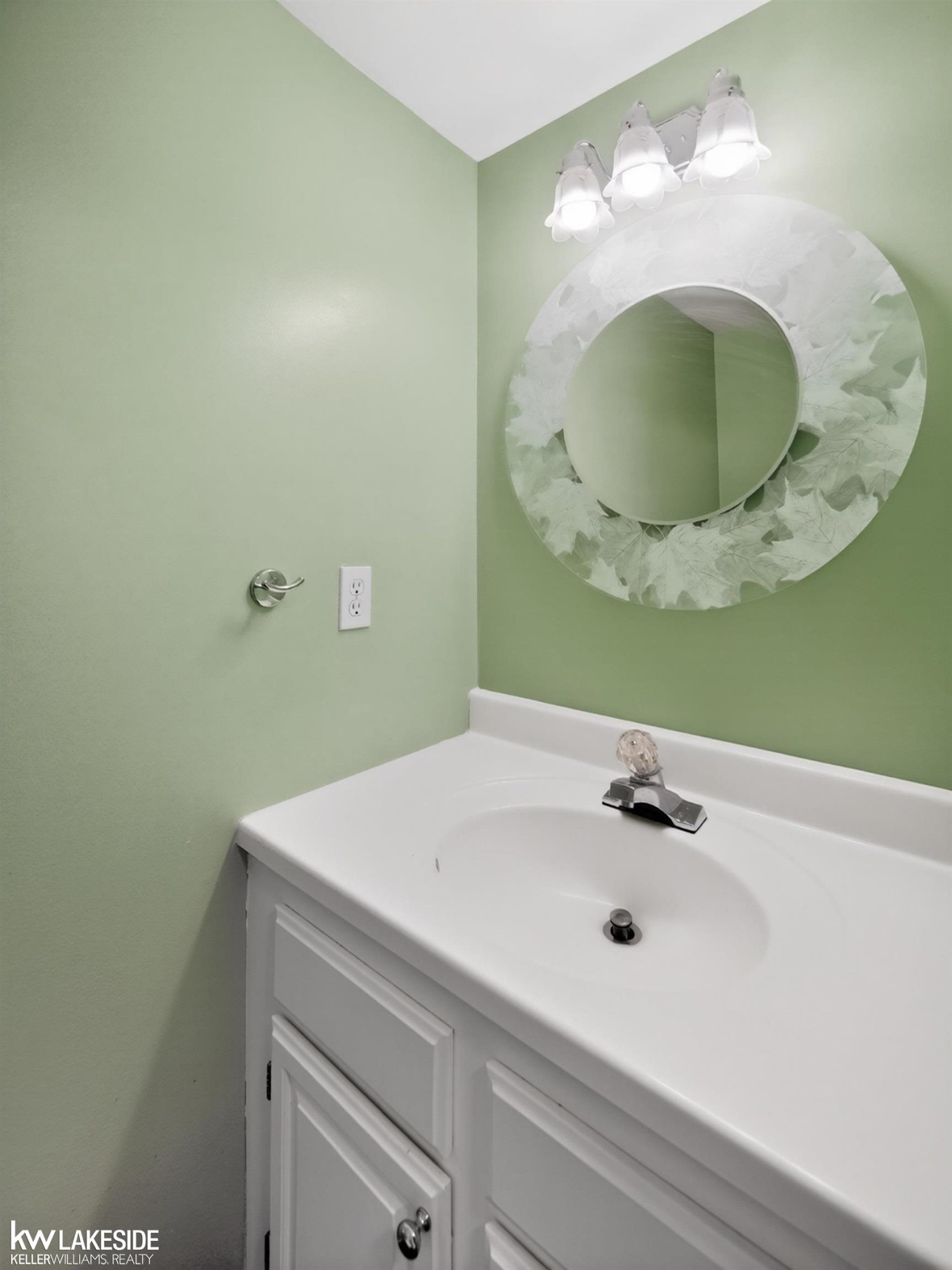 38951 E Golfview Drive, Clinton Twp, MI 48038 — Photo 12