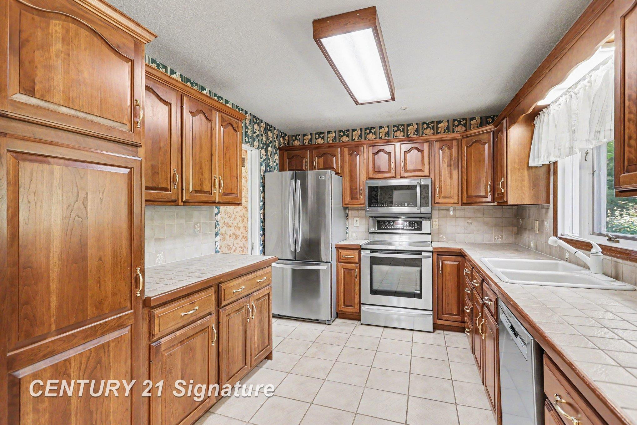 57 E Hannum Boulevard, Saginaw, MI 48602 — Photo 10