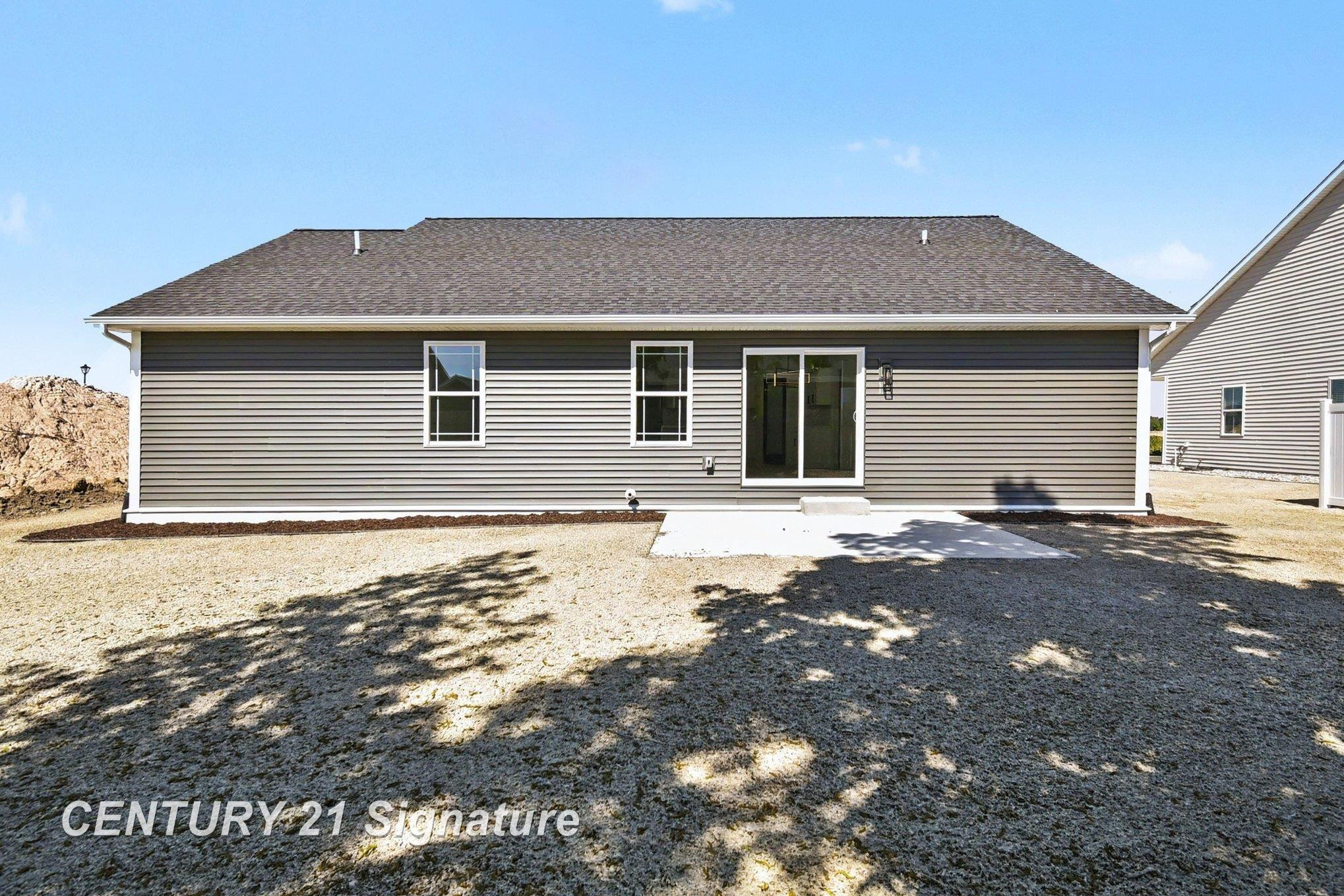 8610 Foxtail Trail, Freeland, MI 48623 — Photo 3
