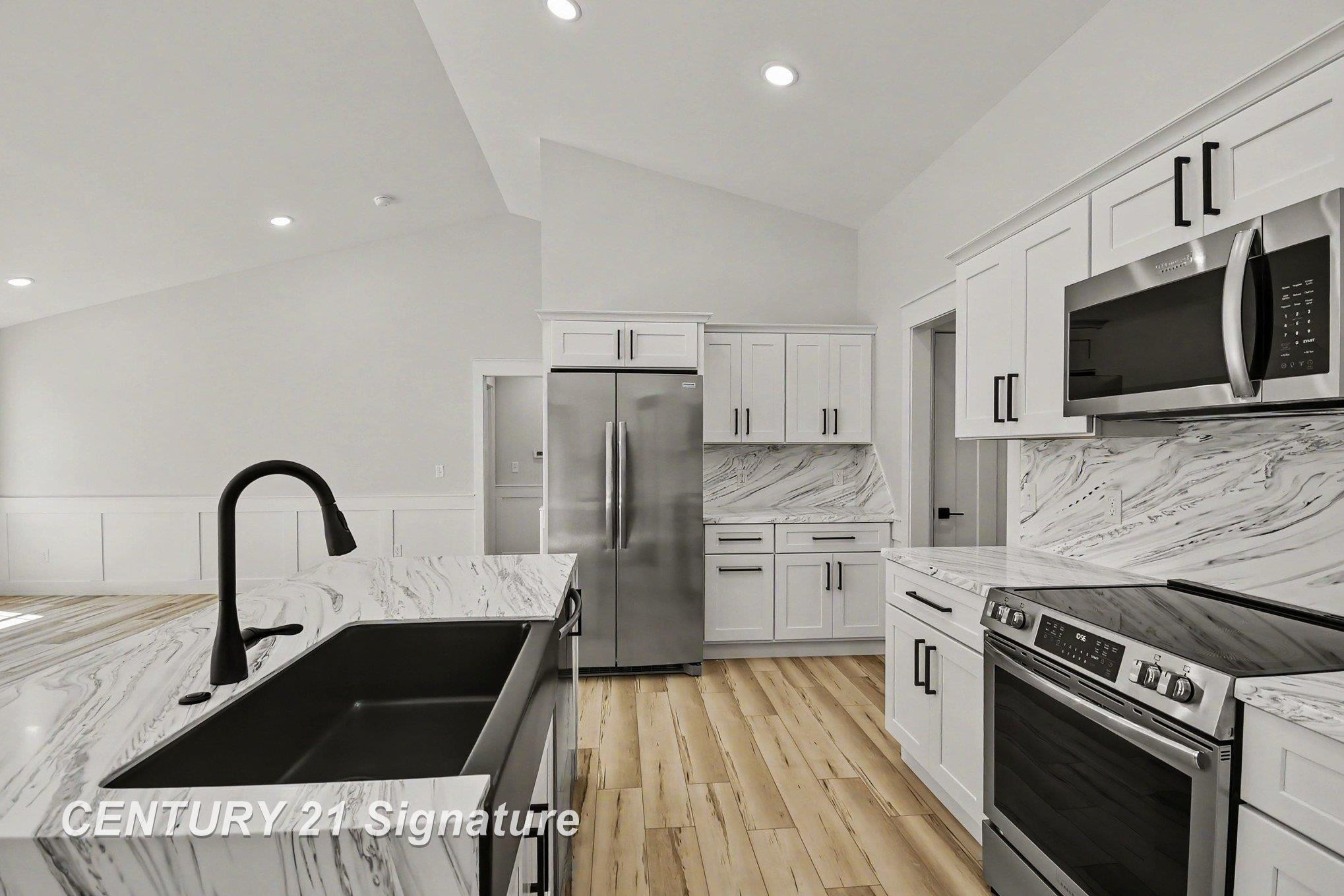 8610 Foxtail Trail, Freeland, MI 48623 — Photo 12