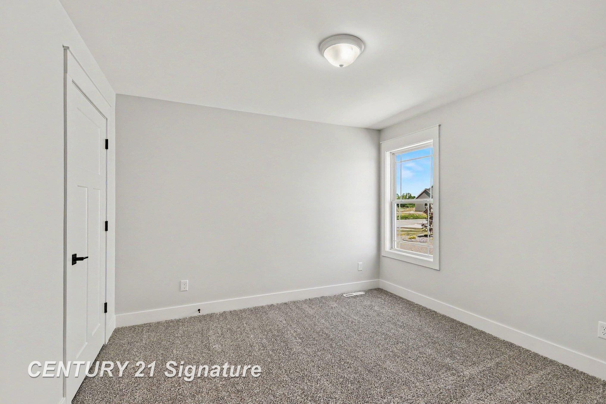 8610 Foxtail Trail, Freeland, MI 48623 — Photo 24