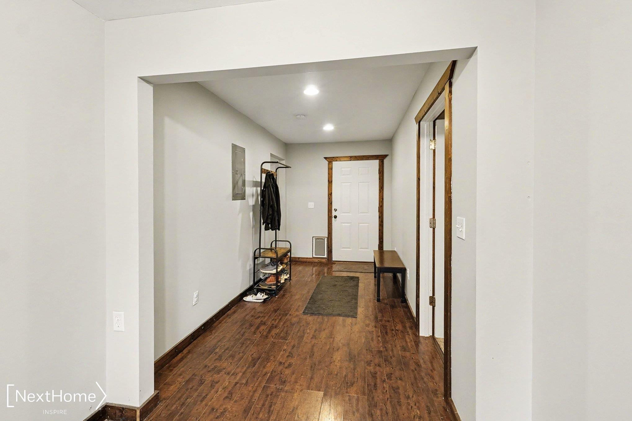6183 Springdale Boulevard, Grand Blanc, MI 48439 — Photo 5