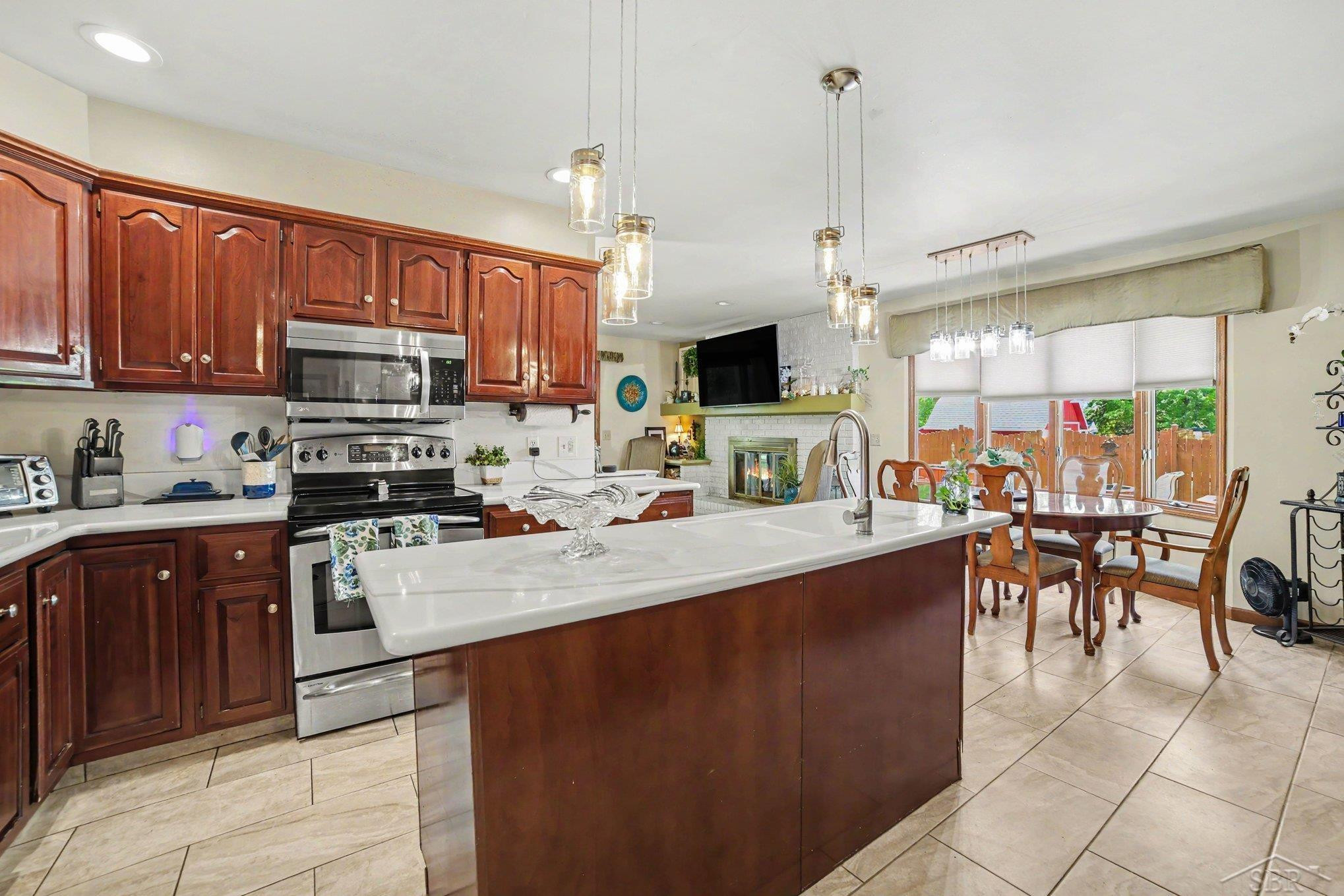 3595 Hermansau Drive, 2211 Hetzner, Saginaw, MI 48603 — Photo 7