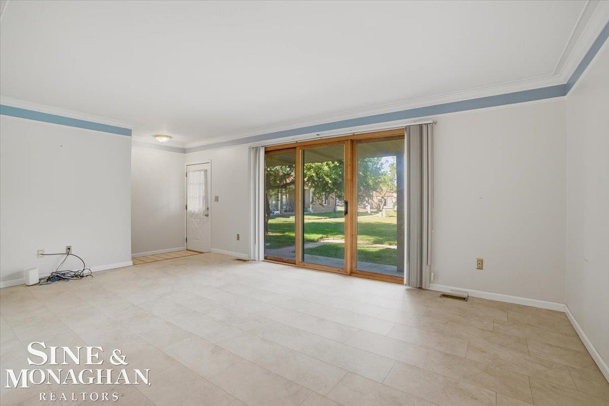 14908 Dover Court, Shelby Twp, MI 48315 — Photo 8