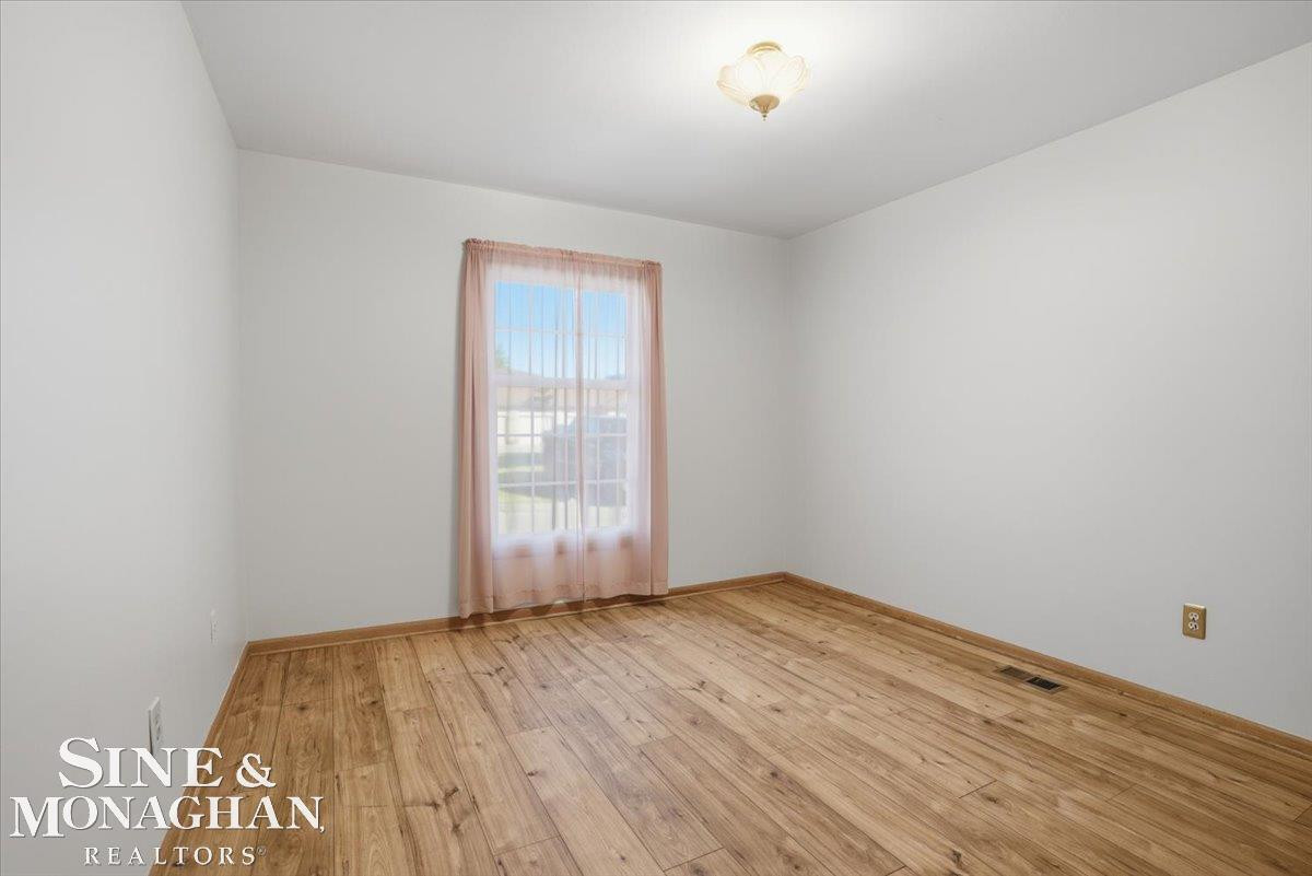 14908 Dover Court, Shelby Twp, MI 48315 — Photo 16