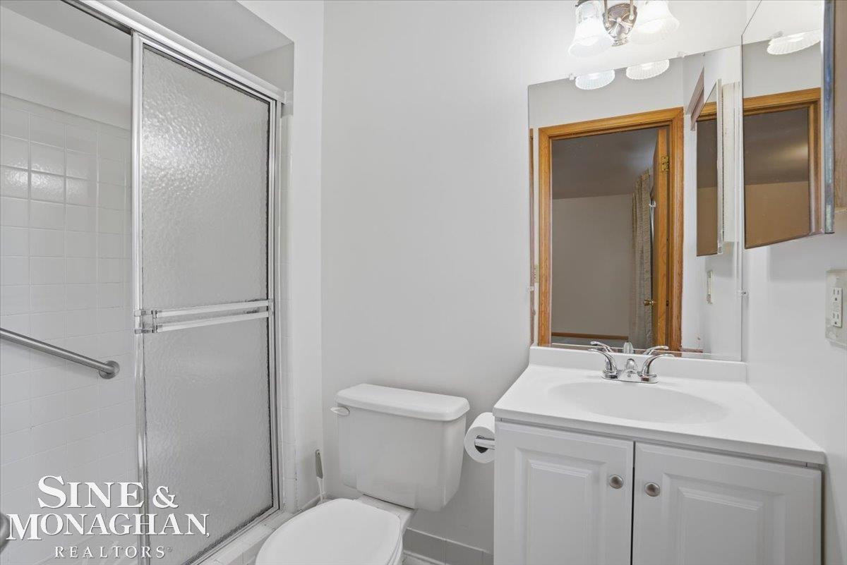 14908 Dover Court, Shelby Twp, MI 48315 — Photo 20