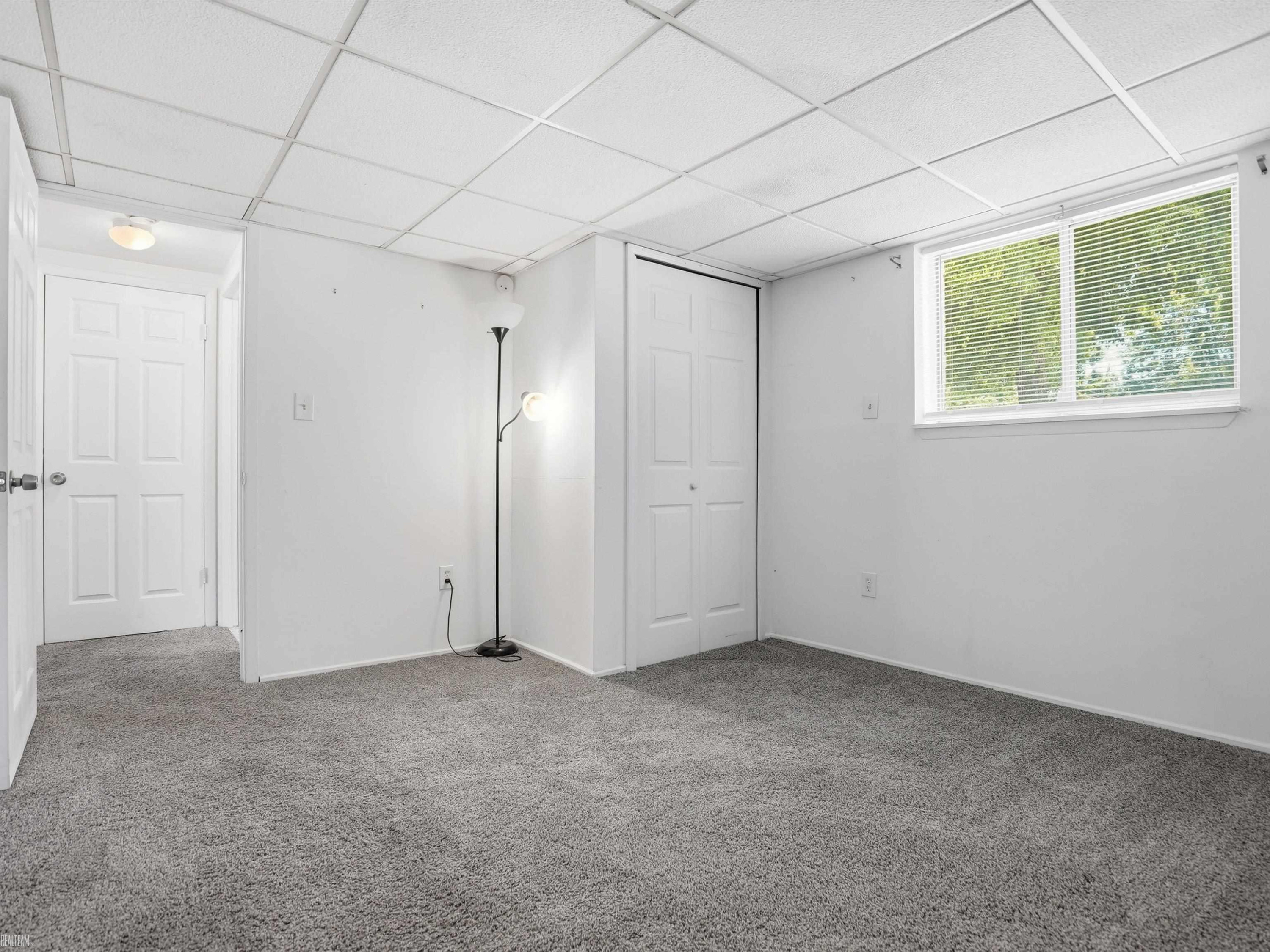 41305 N Central Drive, Sterling Heights, MI 48313 — Photo 27