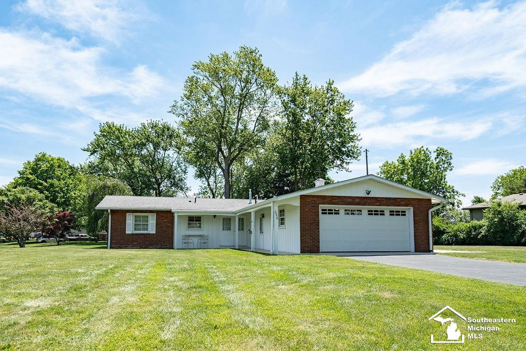 14950 Nobil Drive, Monroe, MI 48161