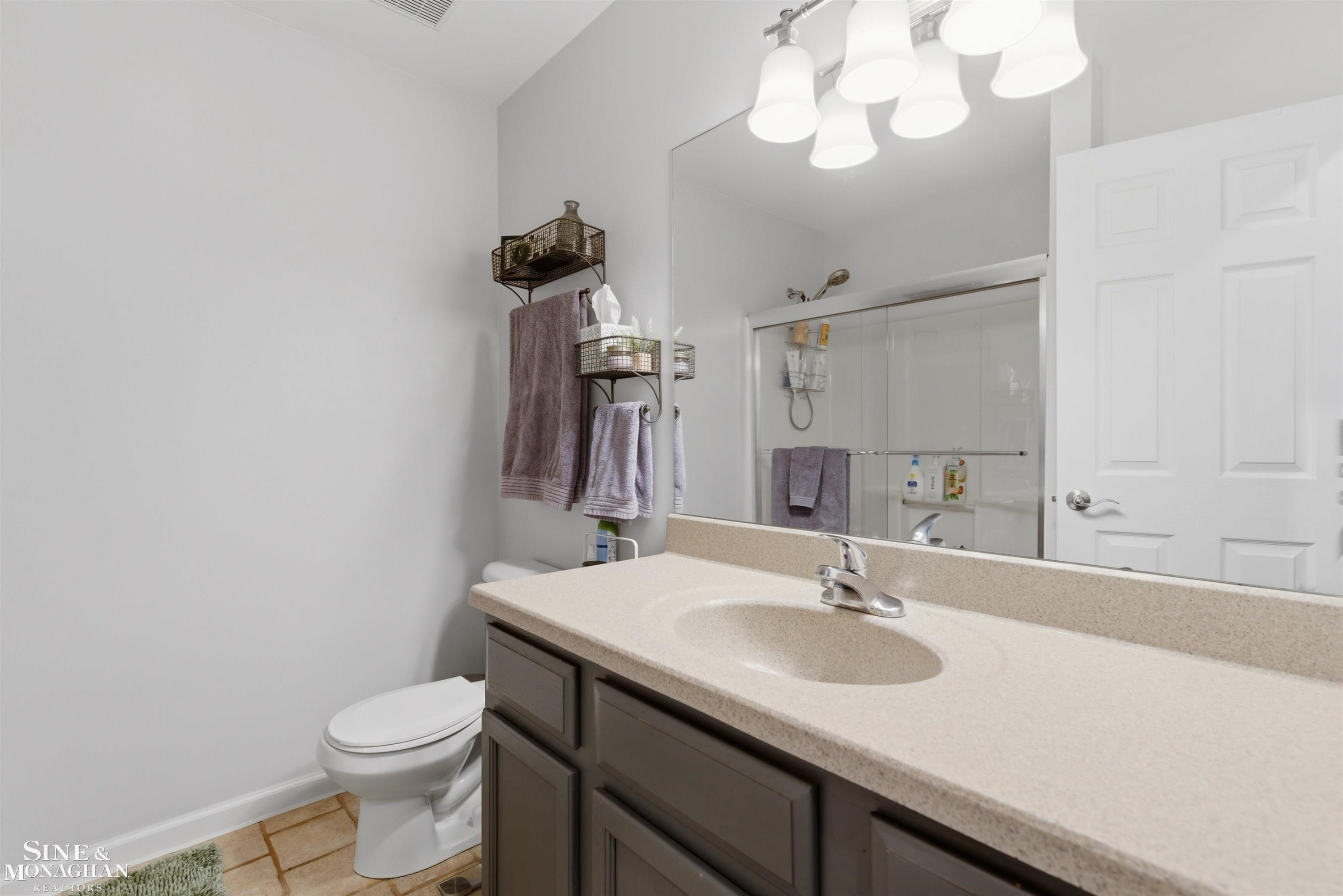 1045 April Lane, Marysville, MI 48040 — Photo 16