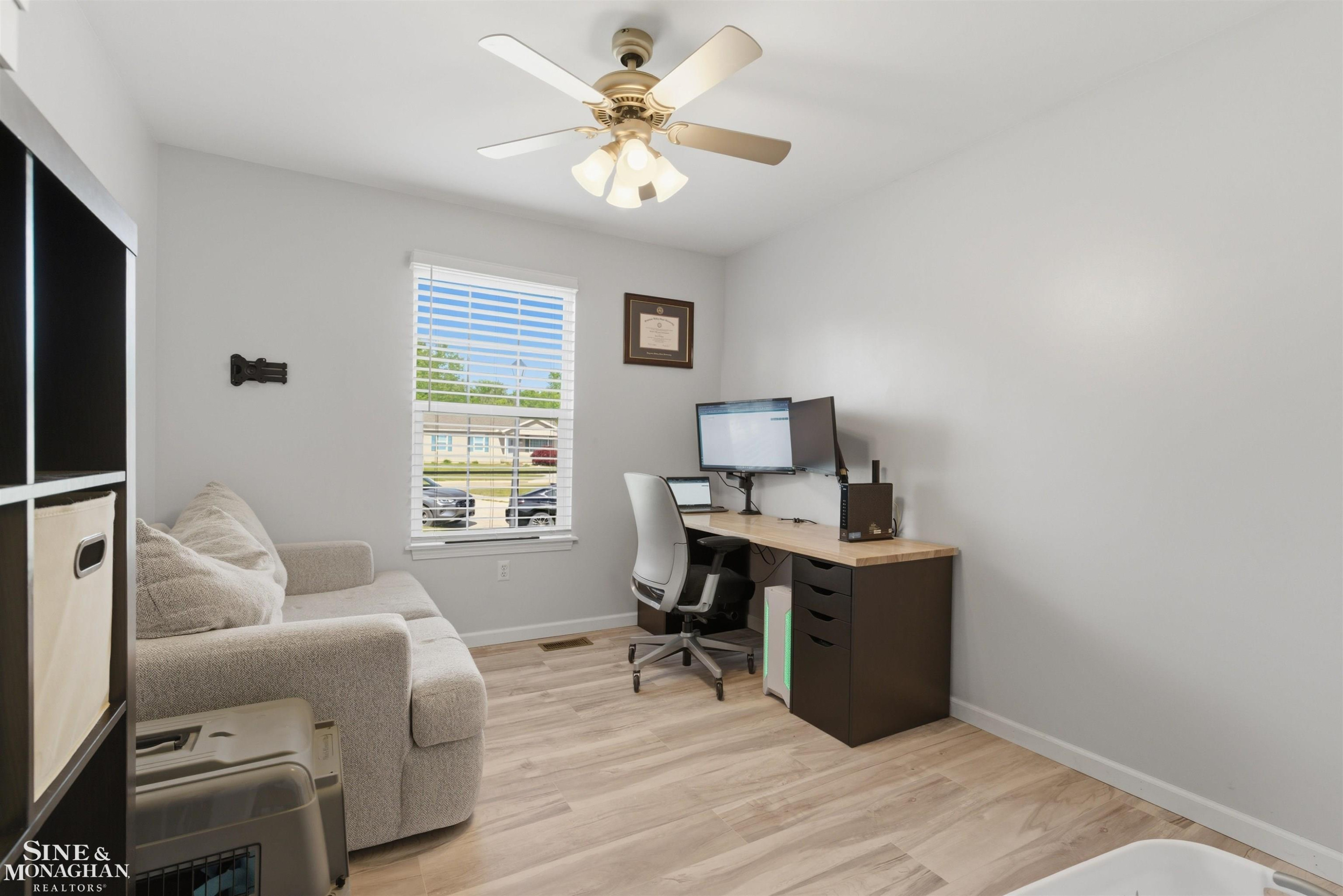 1045 April Lane, Marysville, MI 48040 — Photo 17