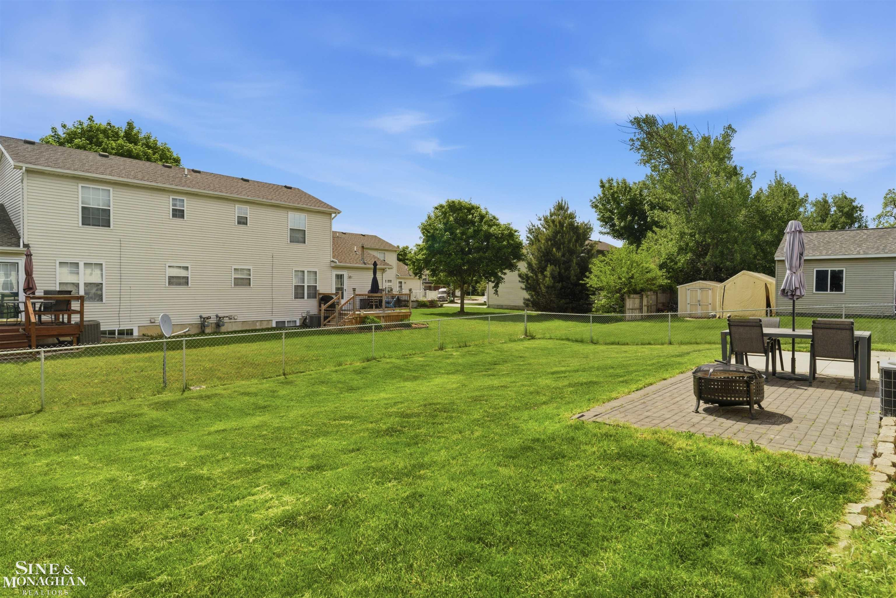 1045 April Lane, Marysville, MI 48040 — Photo 33