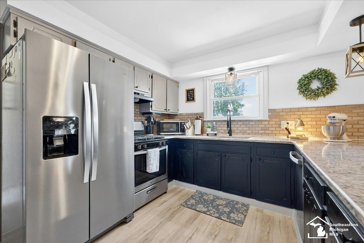 15517 Susan Street, Southgate, MI 48195 — Photo 9