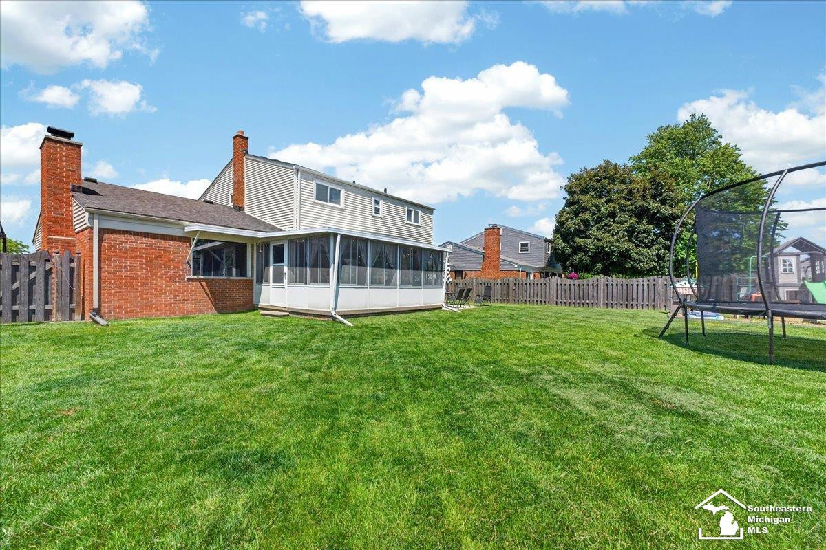15517 Susan Street, Southgate, MI 48195 — Photo 32