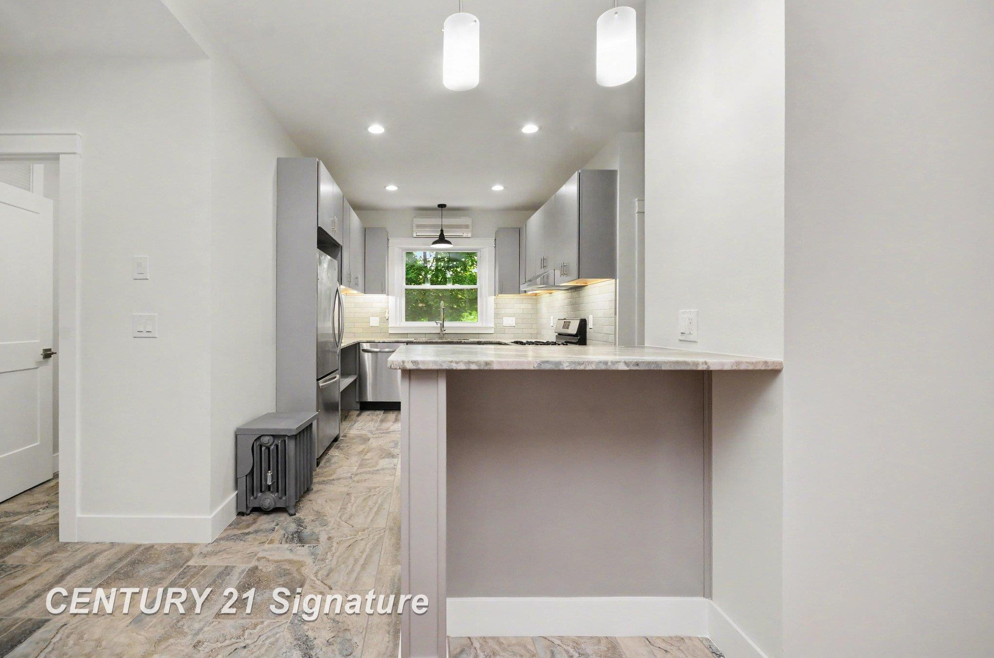 24025 Drake Road, MI 48335 — Photo 6