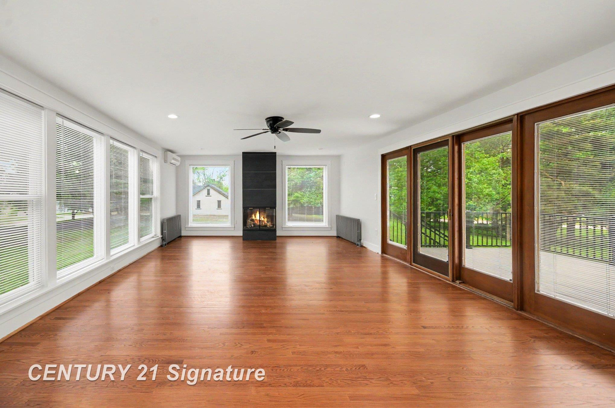 24025 Drake Road, MI 48335 — Photo 10