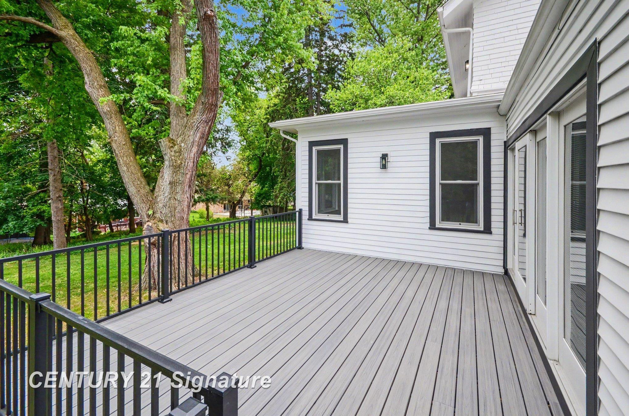 24025 Drake Road, MI 48335 — Photo 27