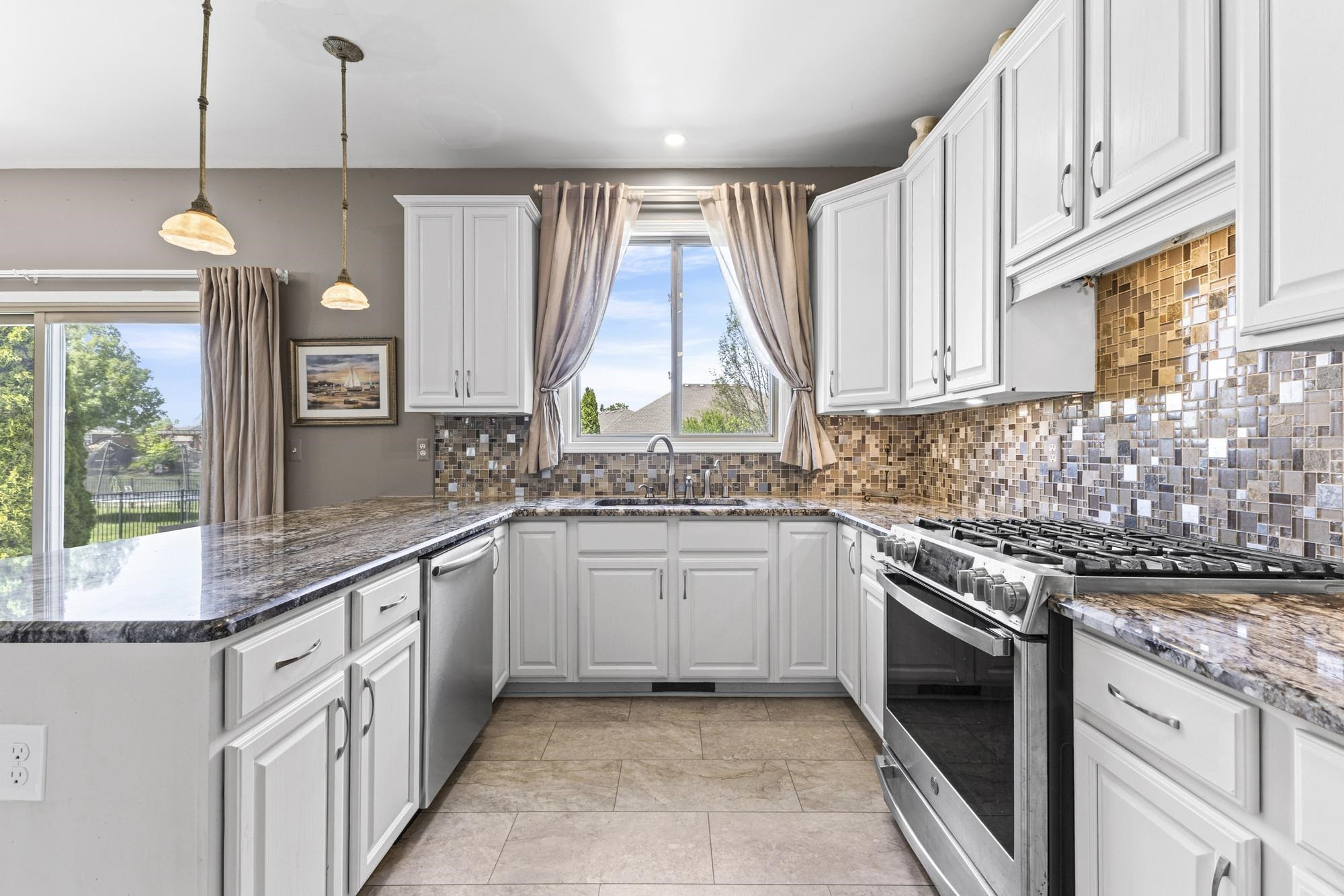 4360 Irene Drive, MI 48079 — Photo 12