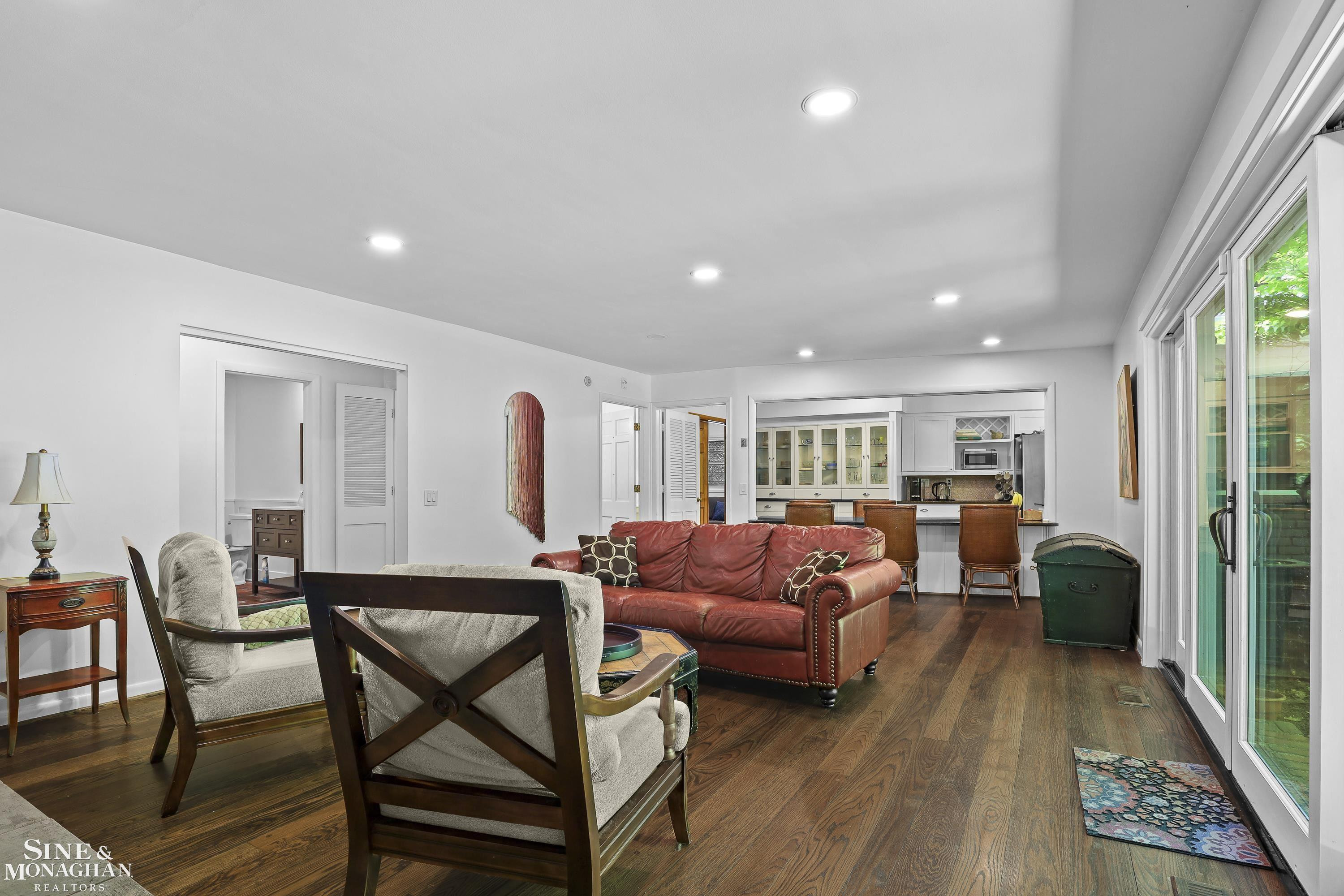 22636 King Richard Court, Beverly Hills, MI 48025 — Photo 12