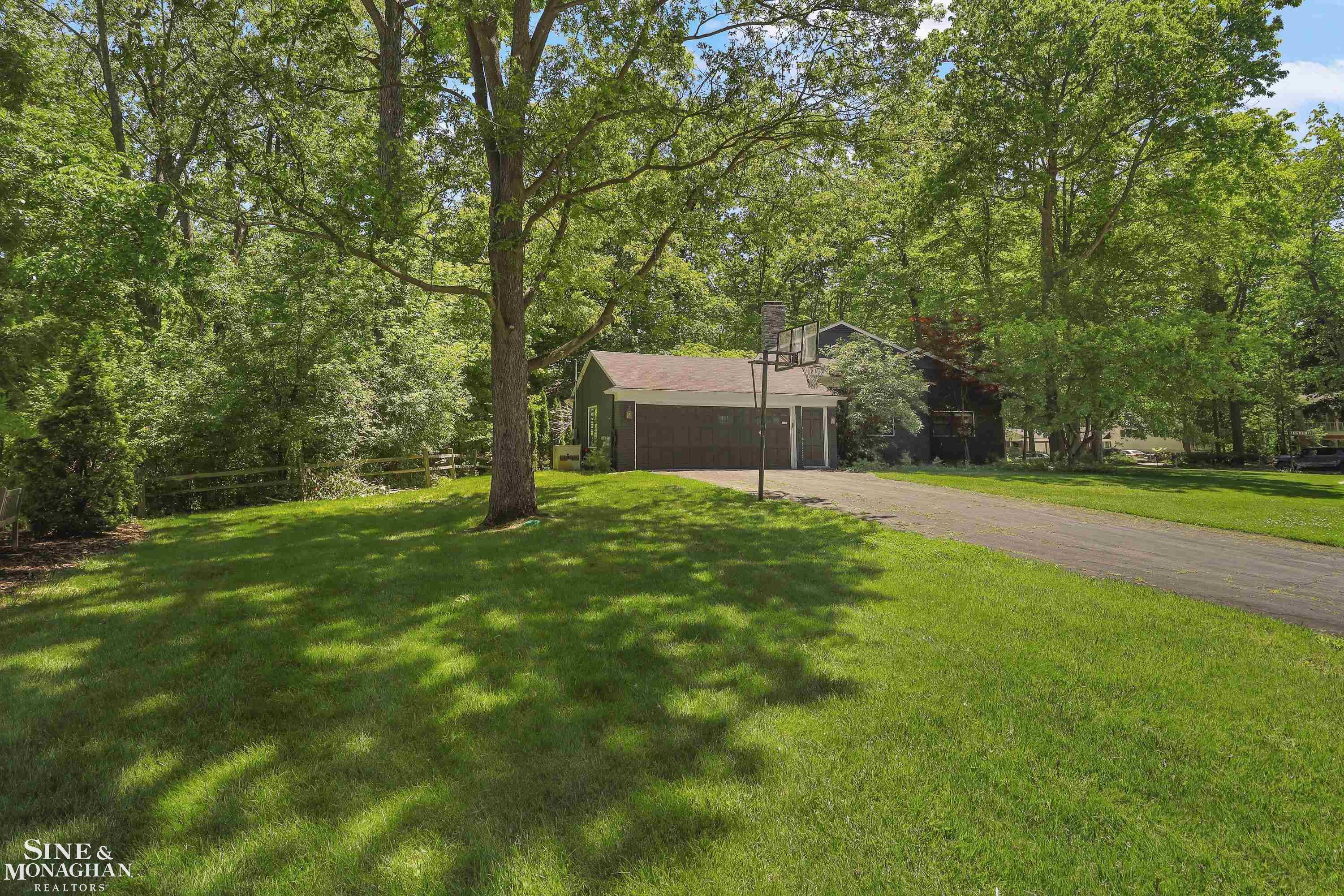 22636 King Richard Court, Beverly Hills, MI 48025 — Photo 54