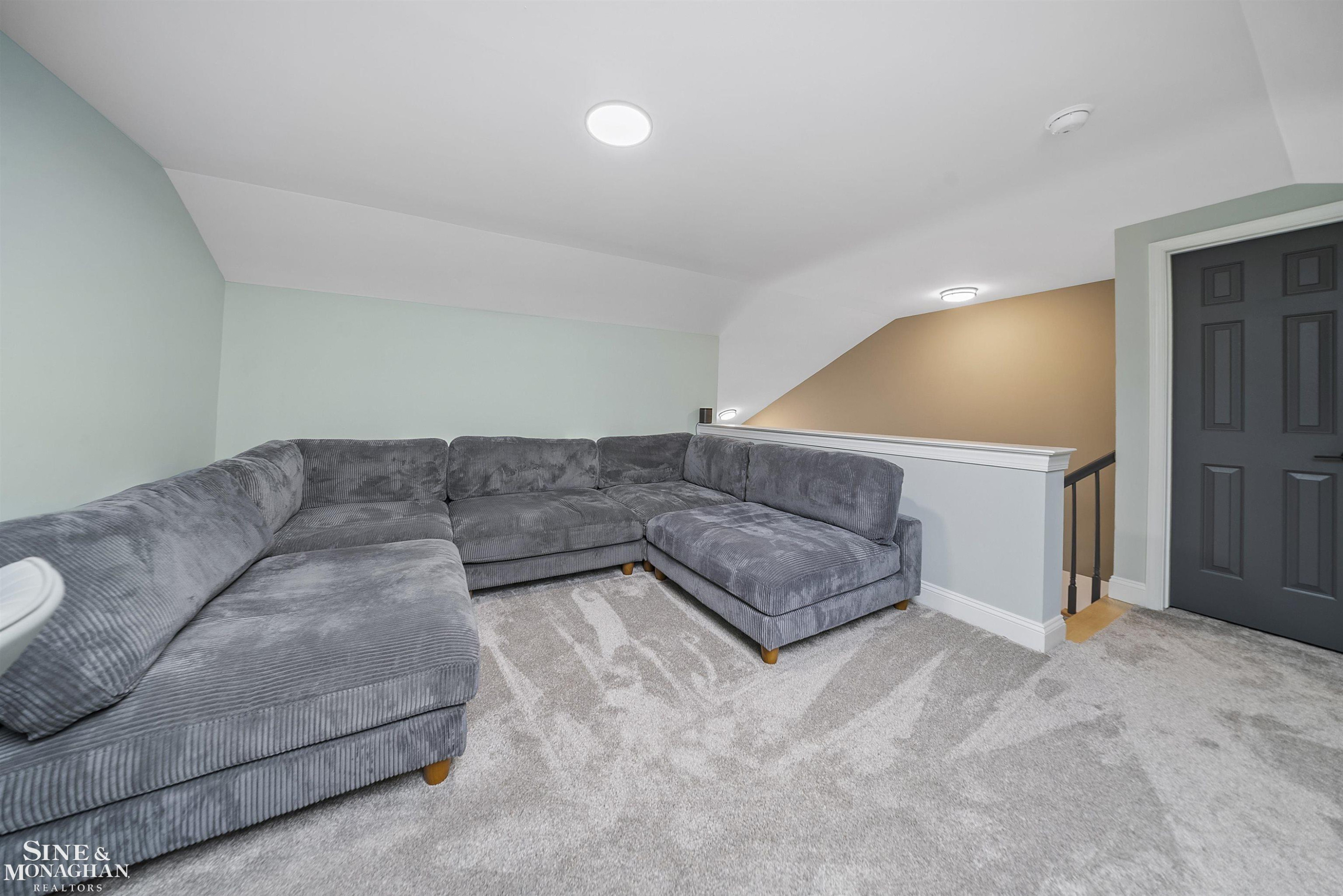 44522 Broadmoor Boulevard, Northville, MI 48168 — Photo 37