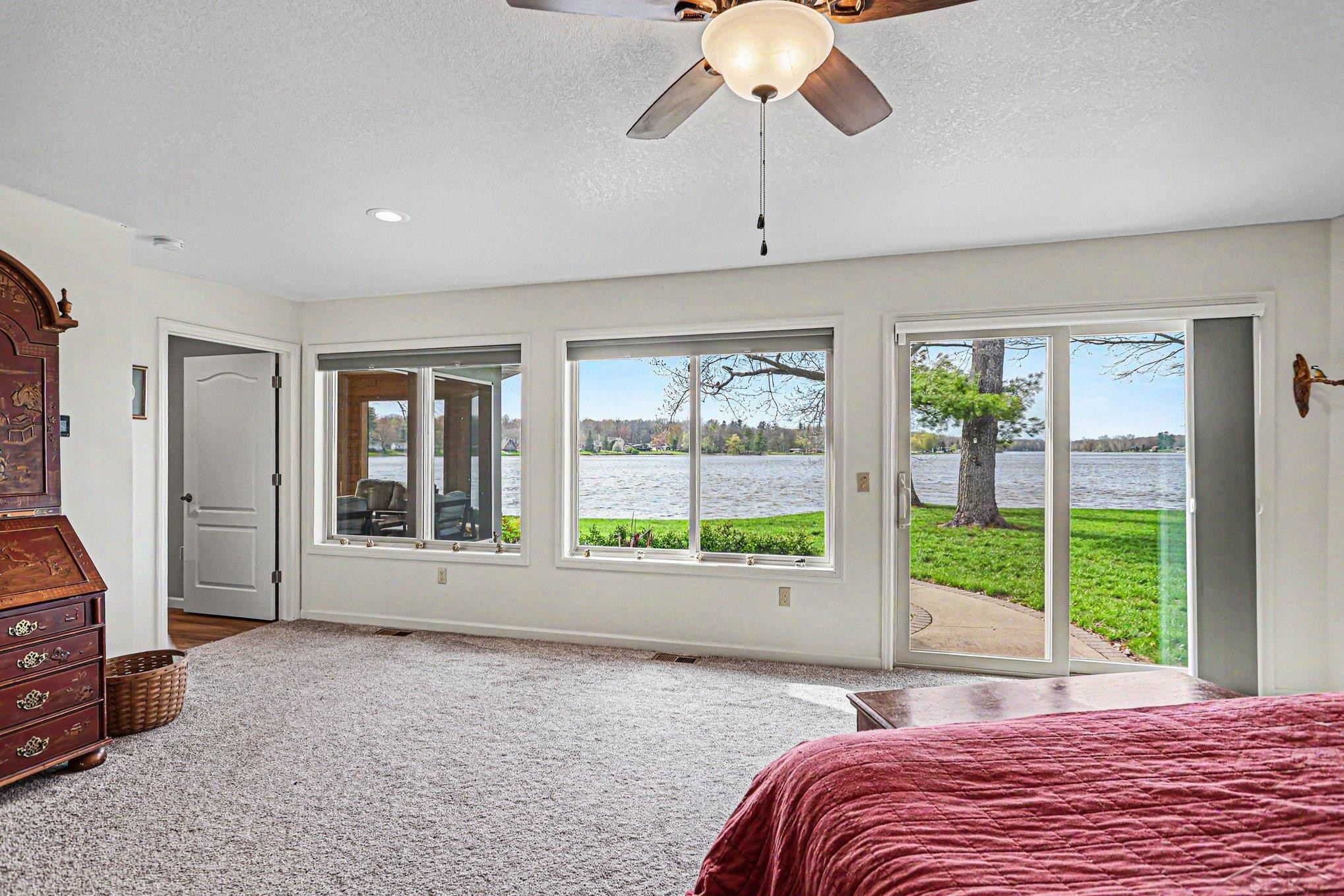 4589 N Island Drive, Sanford, MI 48657 — Photo 27