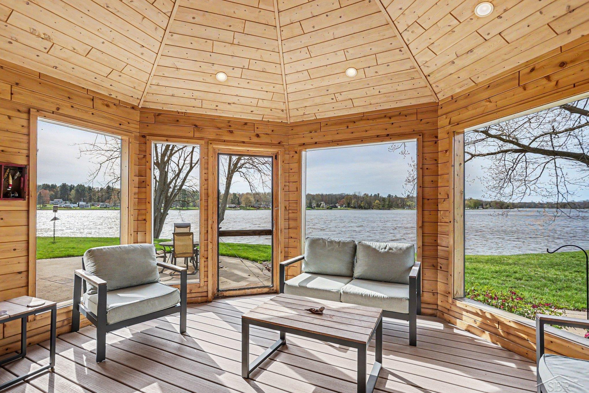 4589 N Island Drive, Sanford, MI 48657 — Photo 49