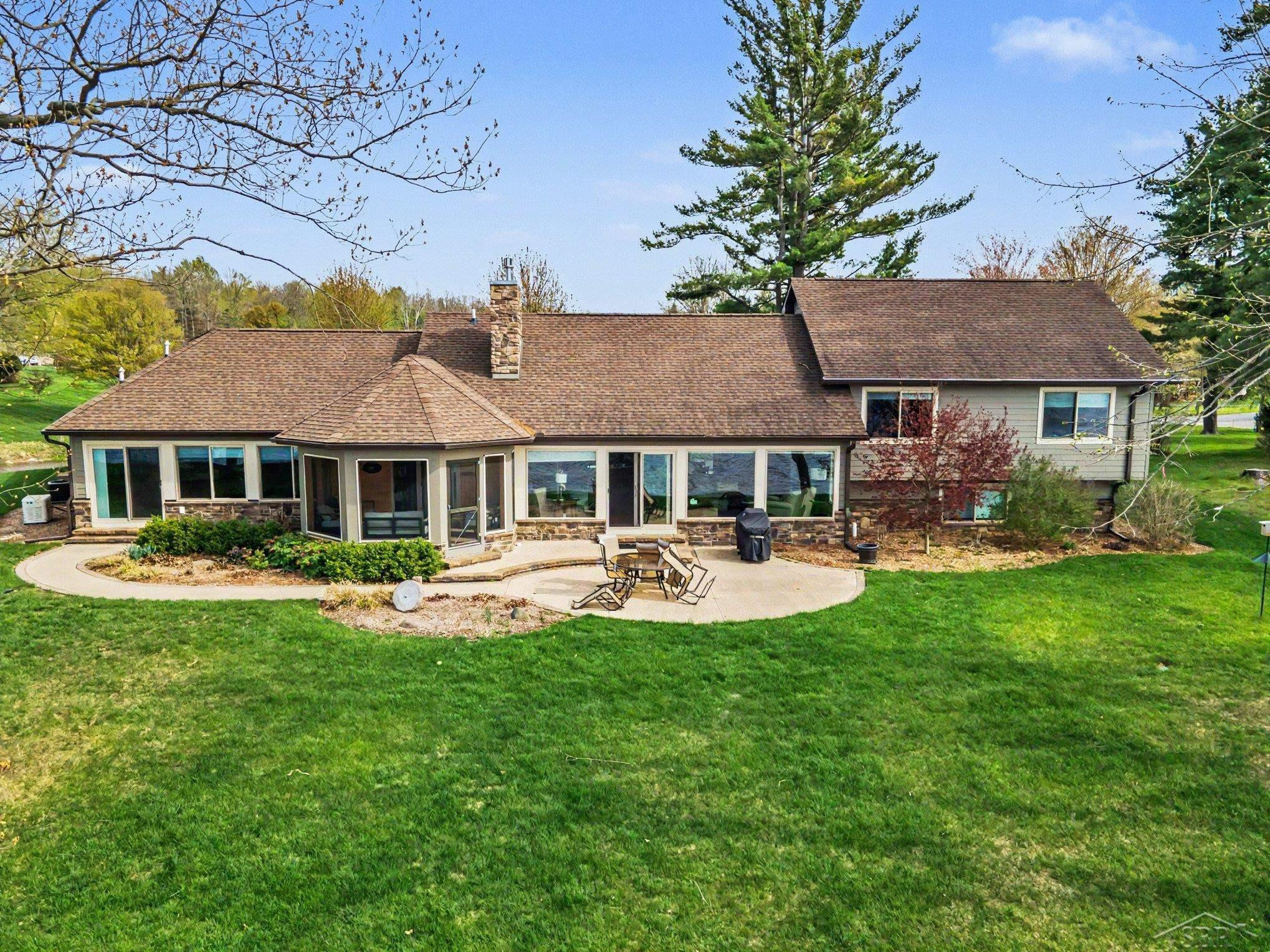 4589 N Island Drive, Sanford, MI 48657 — Photo 61