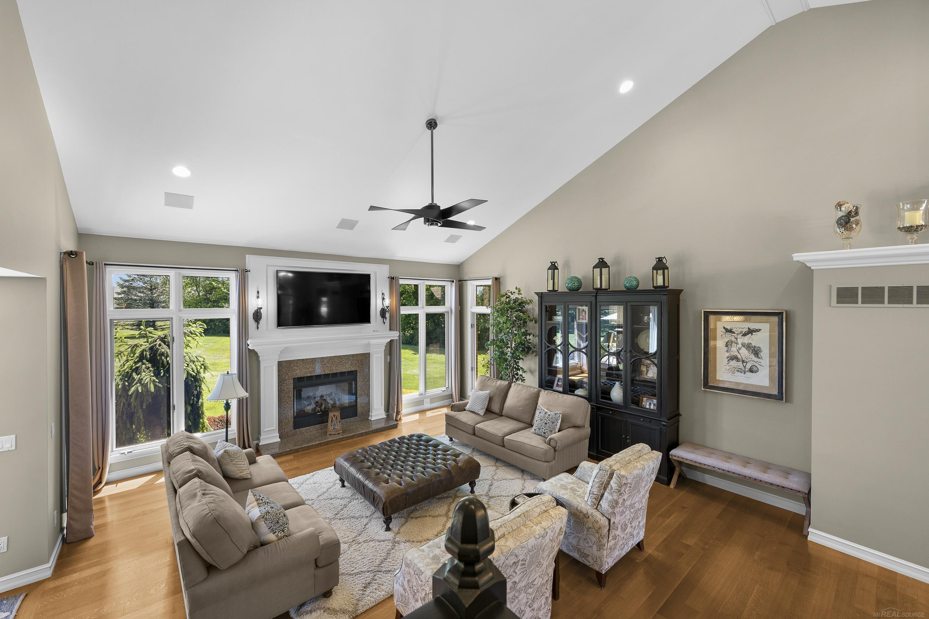 72363 Sorrel Drive, MI 48065 — Photo 12