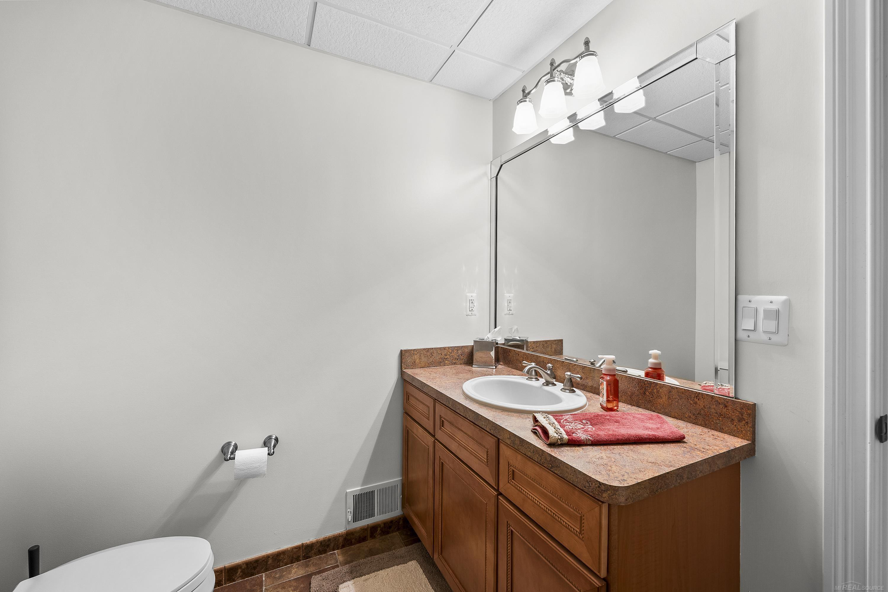 72363 Sorrel Drive, MI 48065 — Photo 40