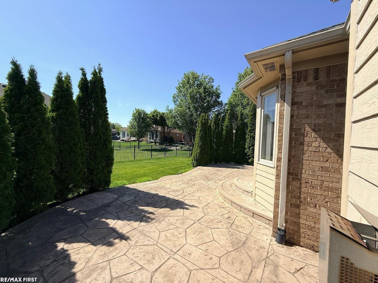 54419 Maple Leaf Drive, New Baltimore, MI 48047 — Photo 34