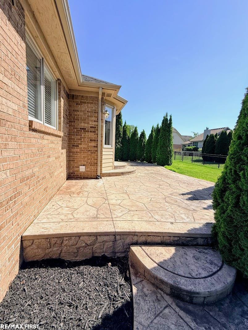 54419 Maple Leaf Drive, New Baltimore, MI 48047 — Photo 35