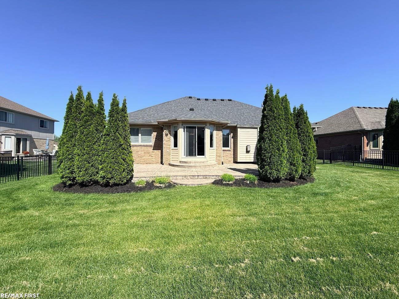 54419 Maple Leaf Drive, New Baltimore, MI 48047 — Photo 36