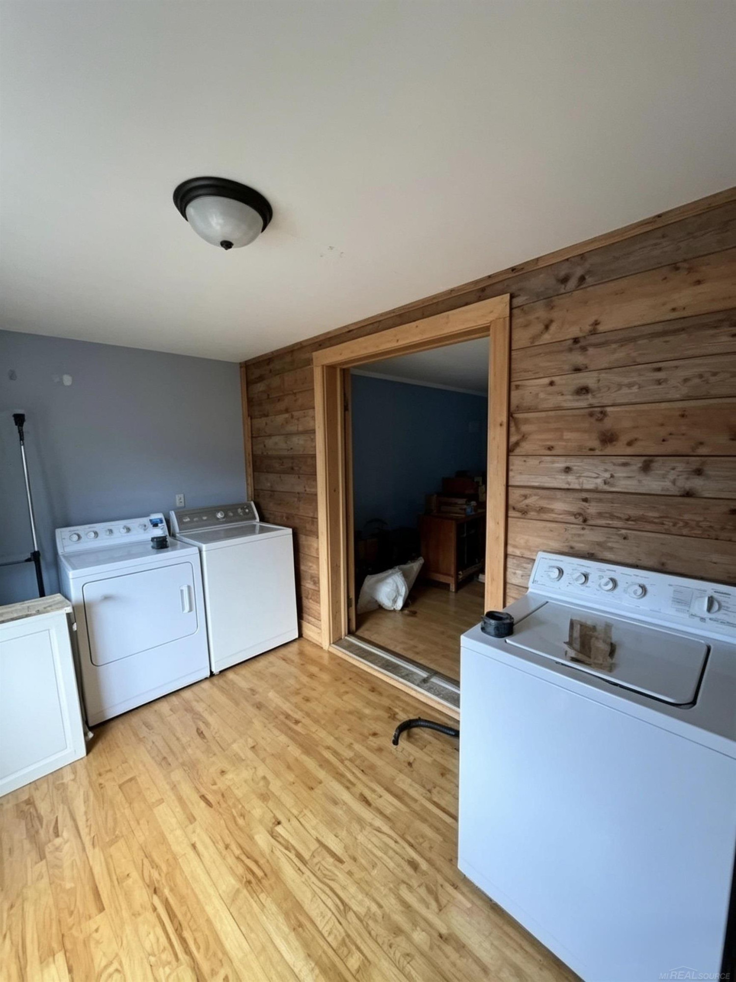 416 S Calumet Street, Calumet, MI 49913 — Photo 3