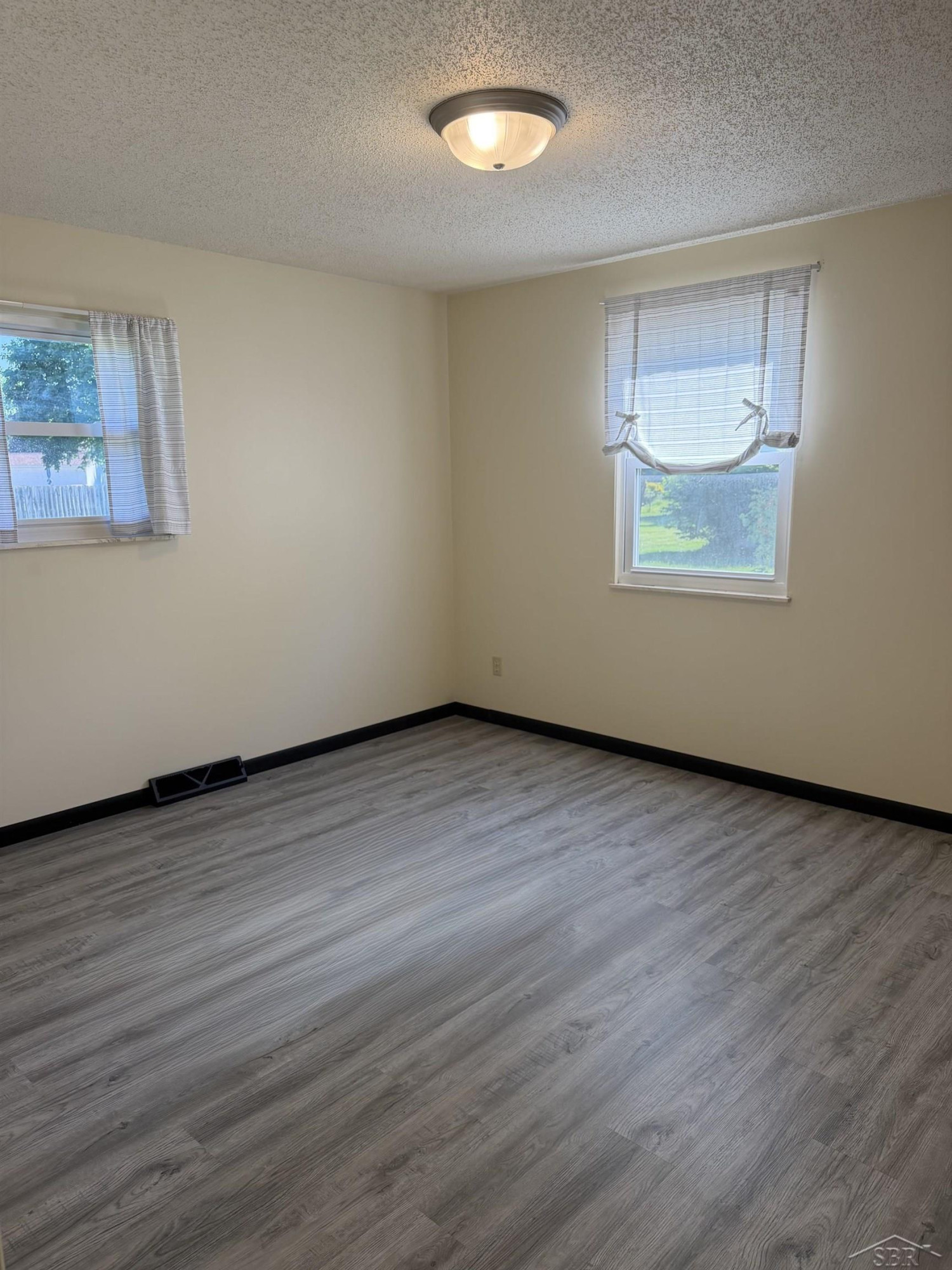 4566 Shattuck Road, 4568, Saginaw, MI 48603 — Photo 9