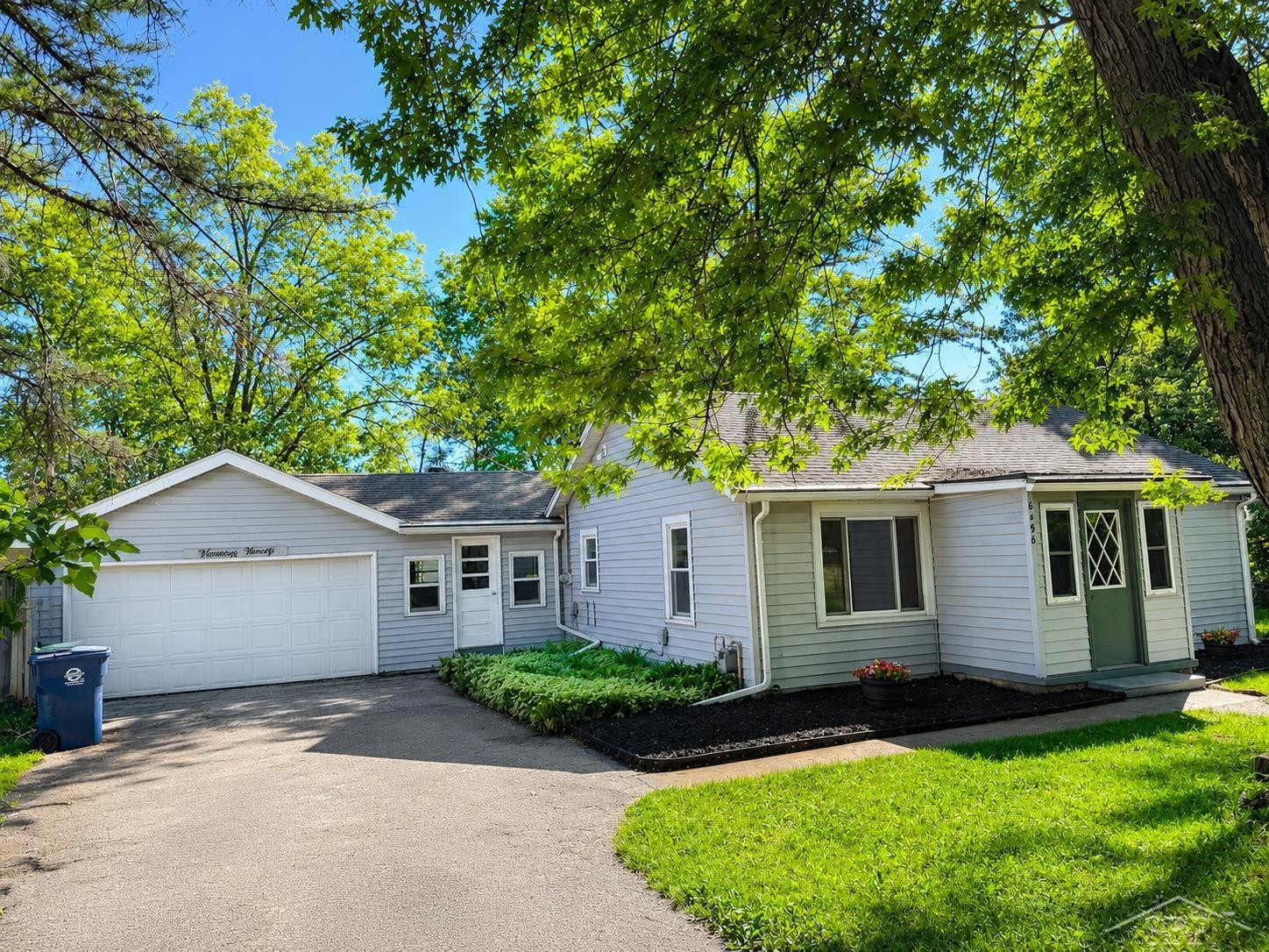 6490 Stroebel Road, Saginaw, MI 48609 — Photo 2