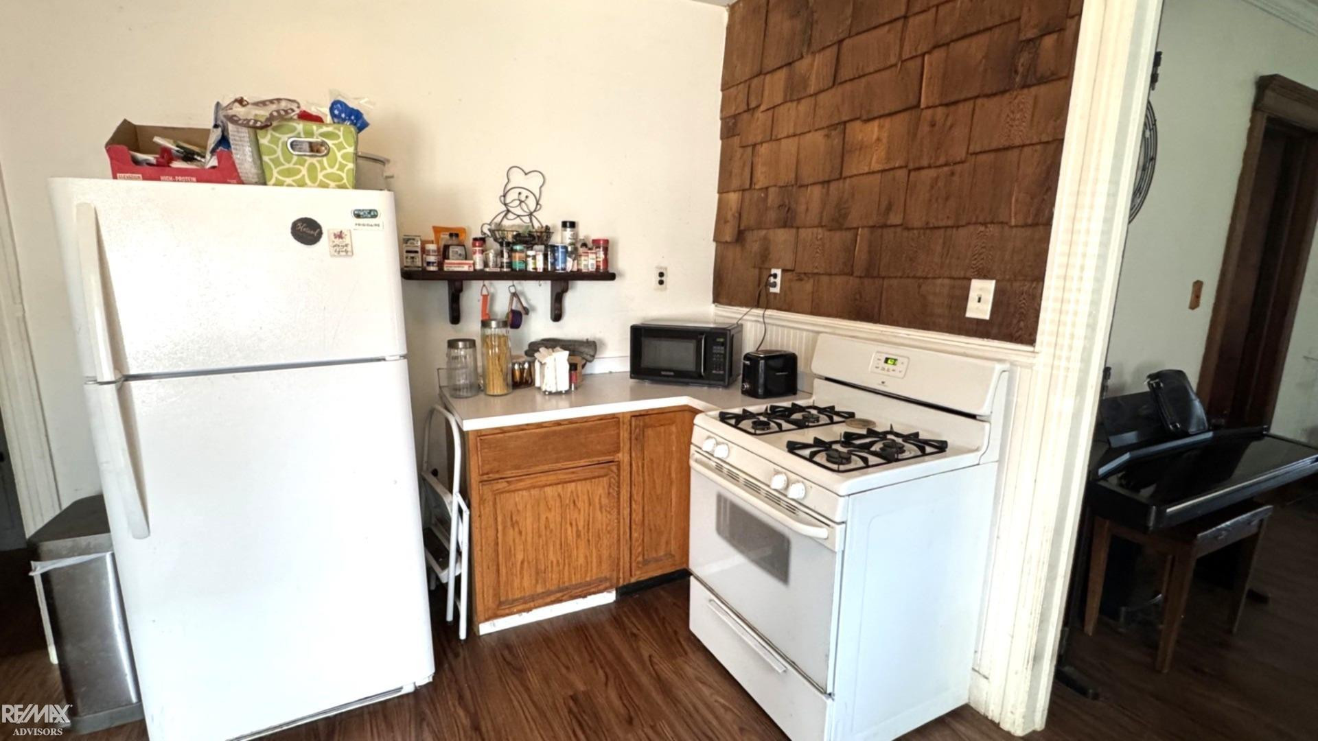 98 Gallup Street, Mount Clemens, MI 48043 — Photo 4