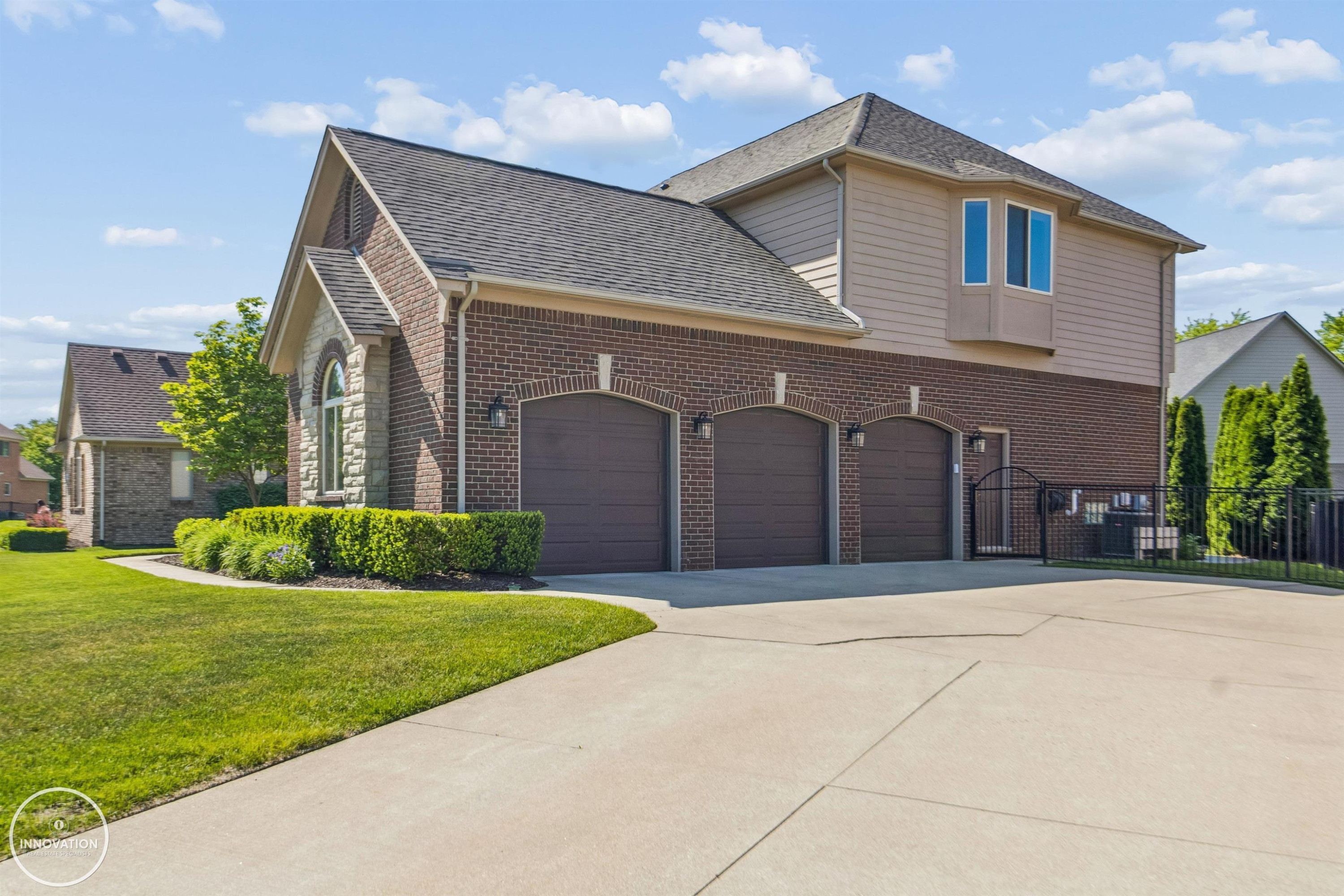 19060 Bedford Drive, 34, Clinton Twp, MI 48038 — Photo 7