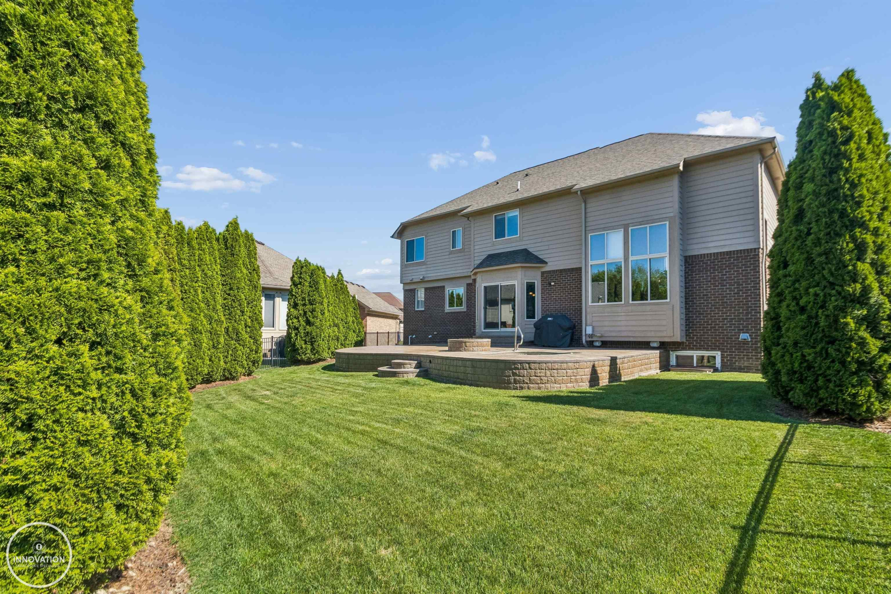 19060 Bedford Drive, 34, Clinton Twp, MI 48038 — Photo 9