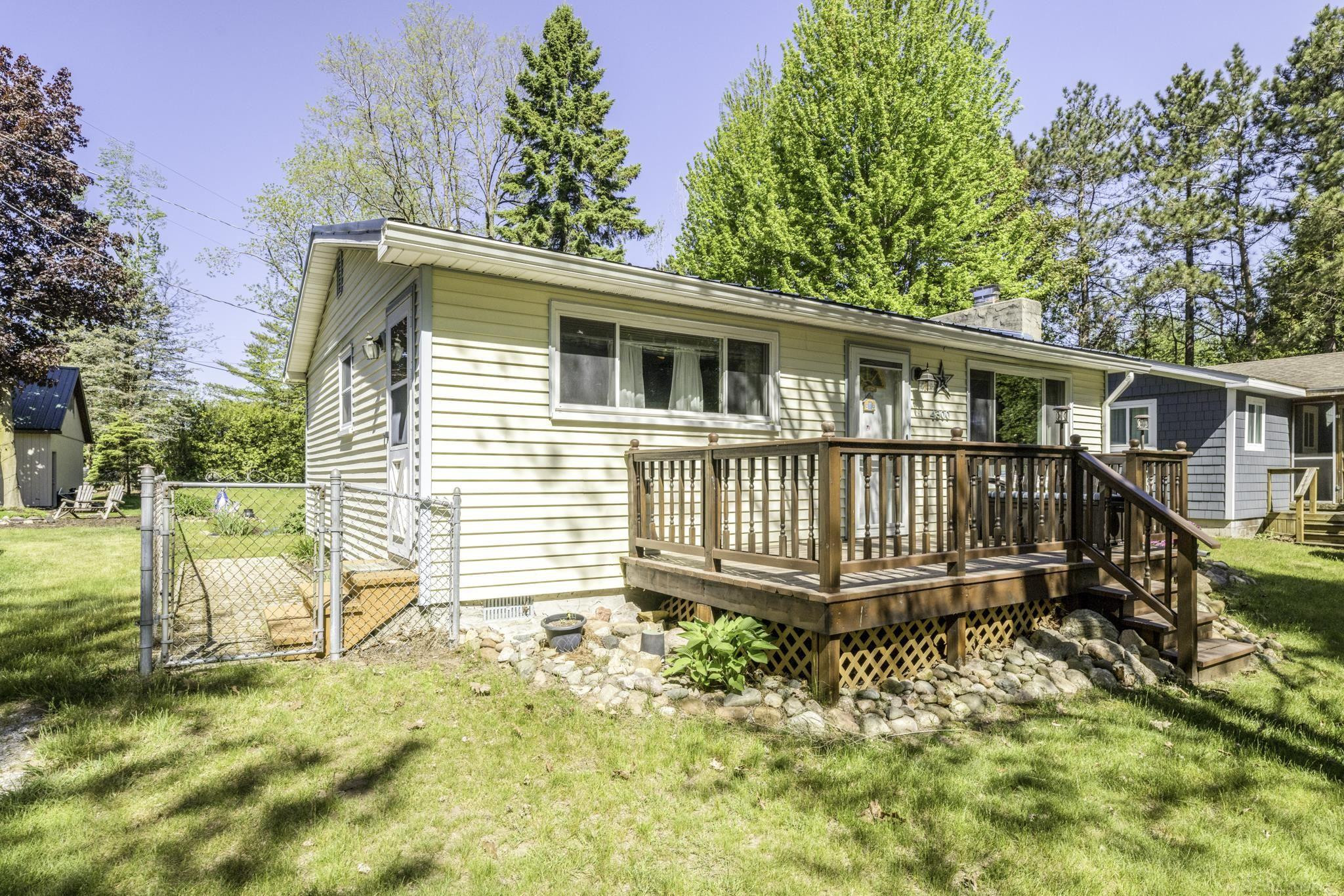 4300 N Grandview Drive, Deckerville, MI 48427 — Photo 5