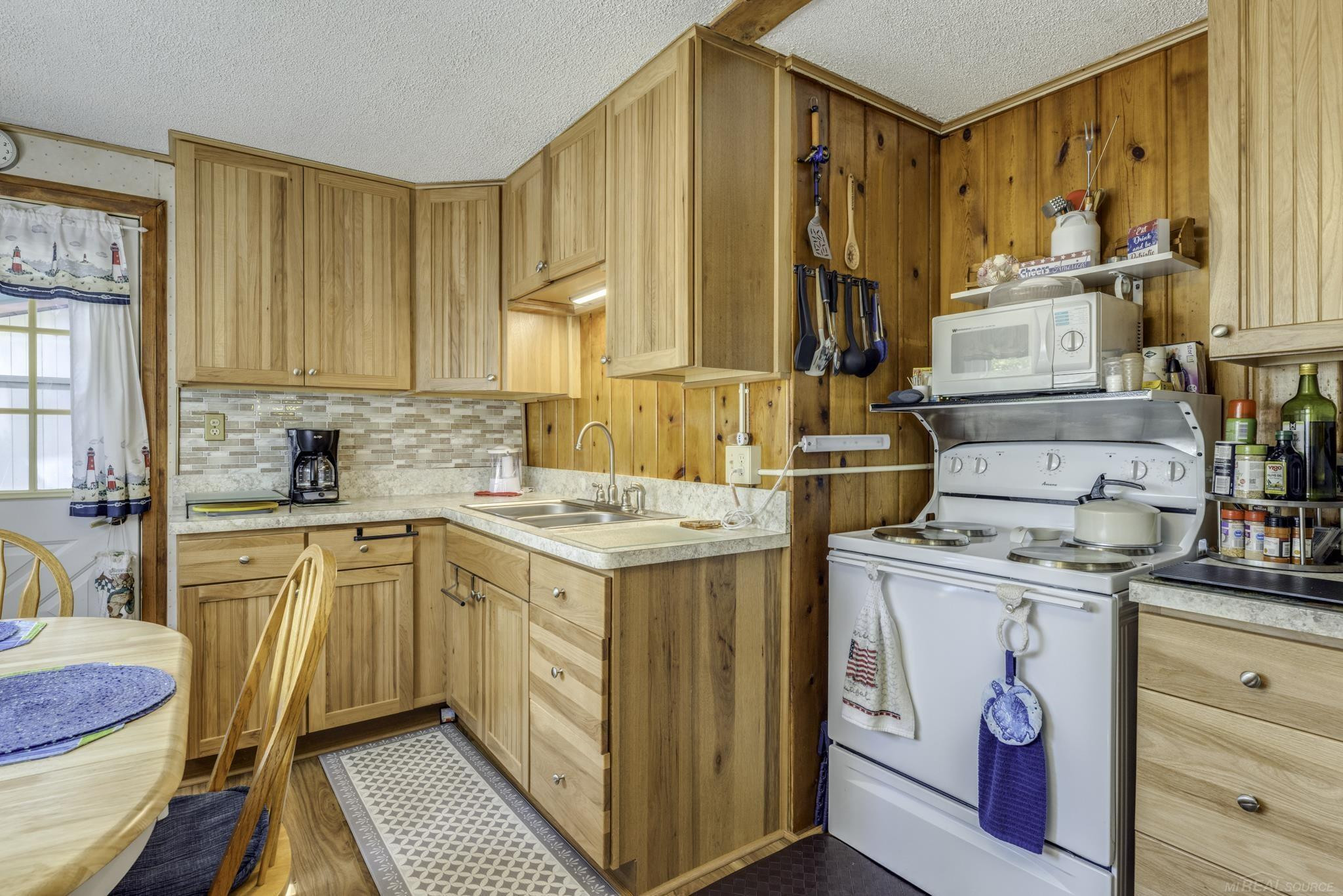 4300 N Grandview Drive, Deckerville, MI 48427 — Photo 11