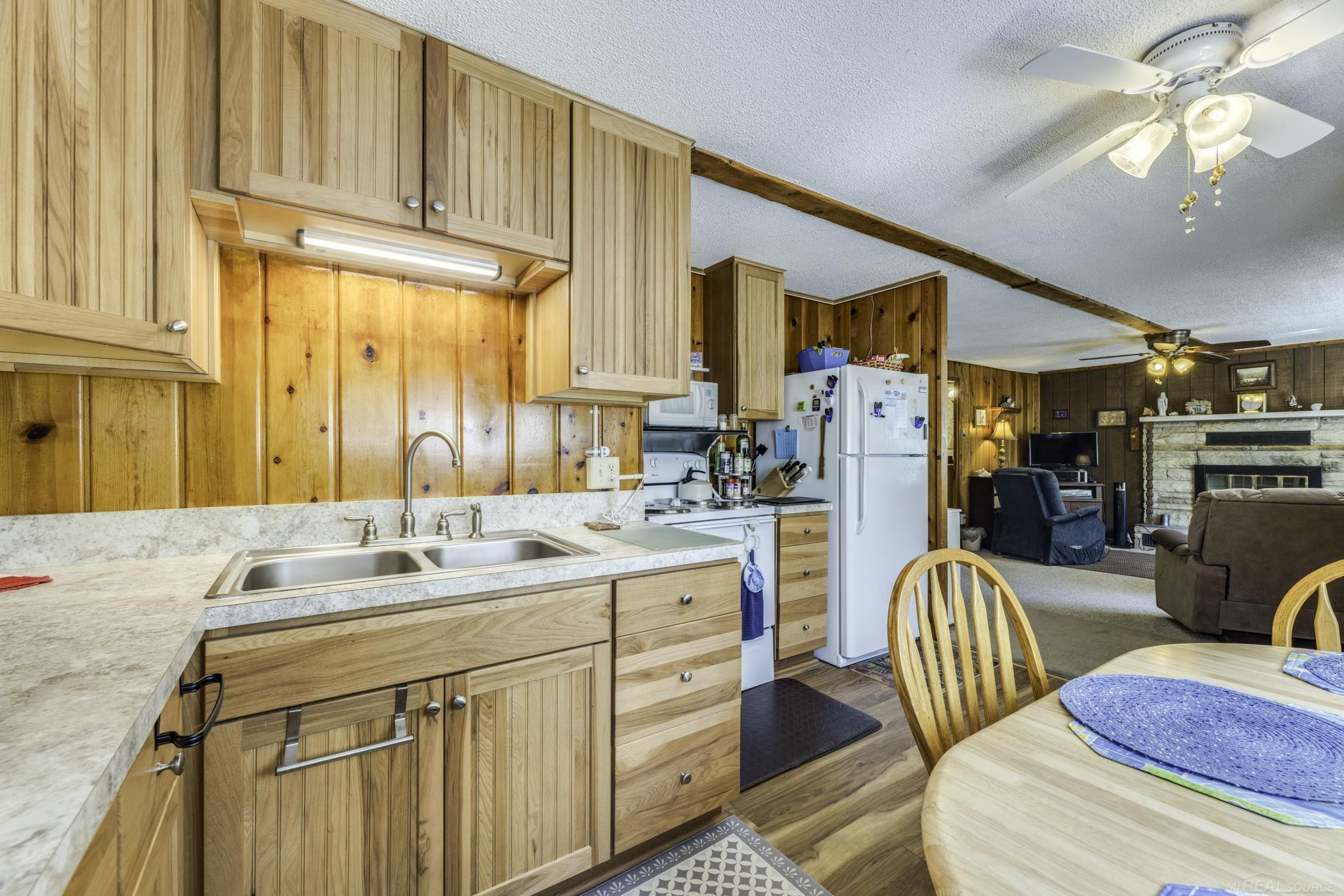 4300 N Grandview Drive, Deckerville, MI 48427 — Photo 13