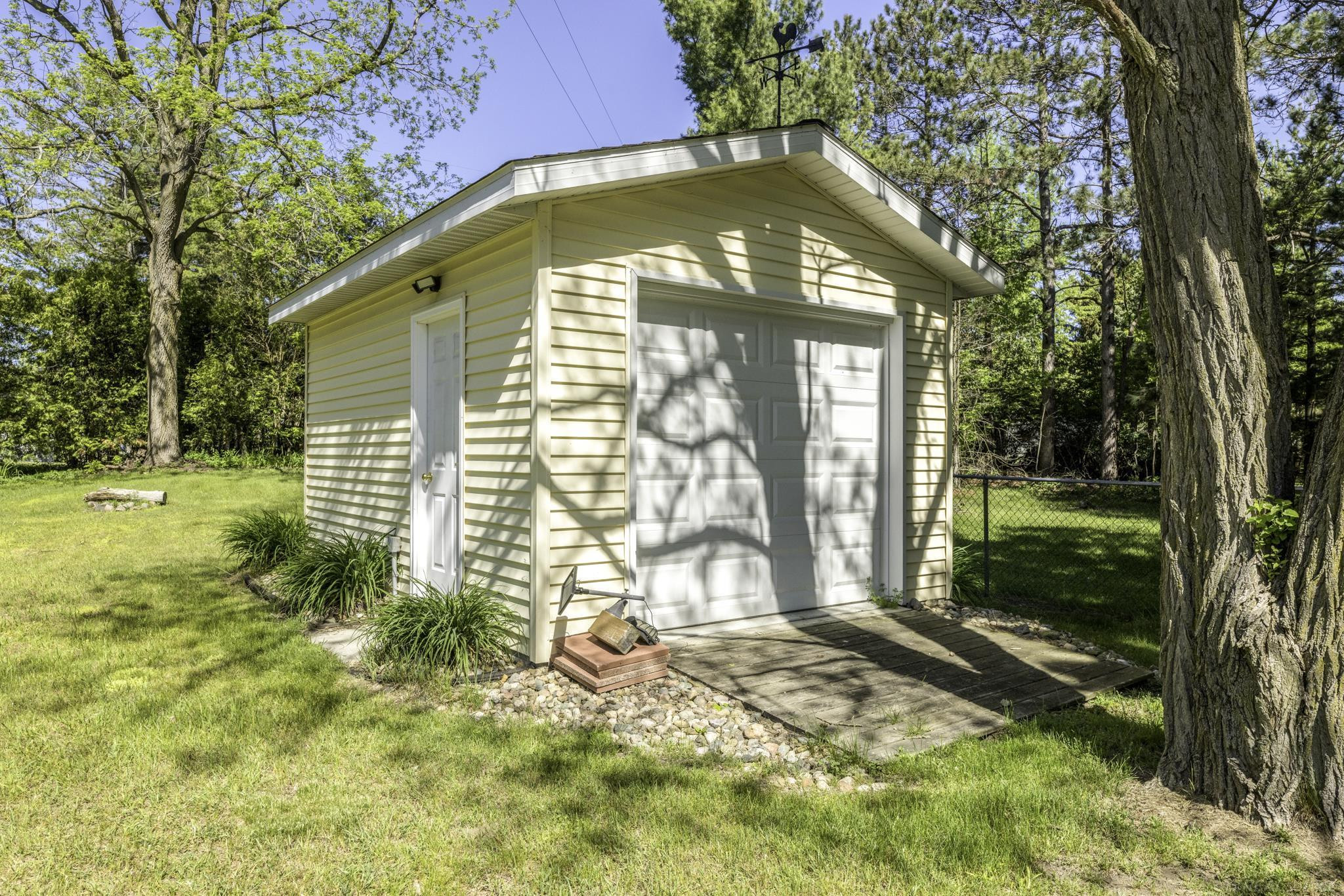 4300 N Grandview Drive, Deckerville, MI 48427 — Photo 24