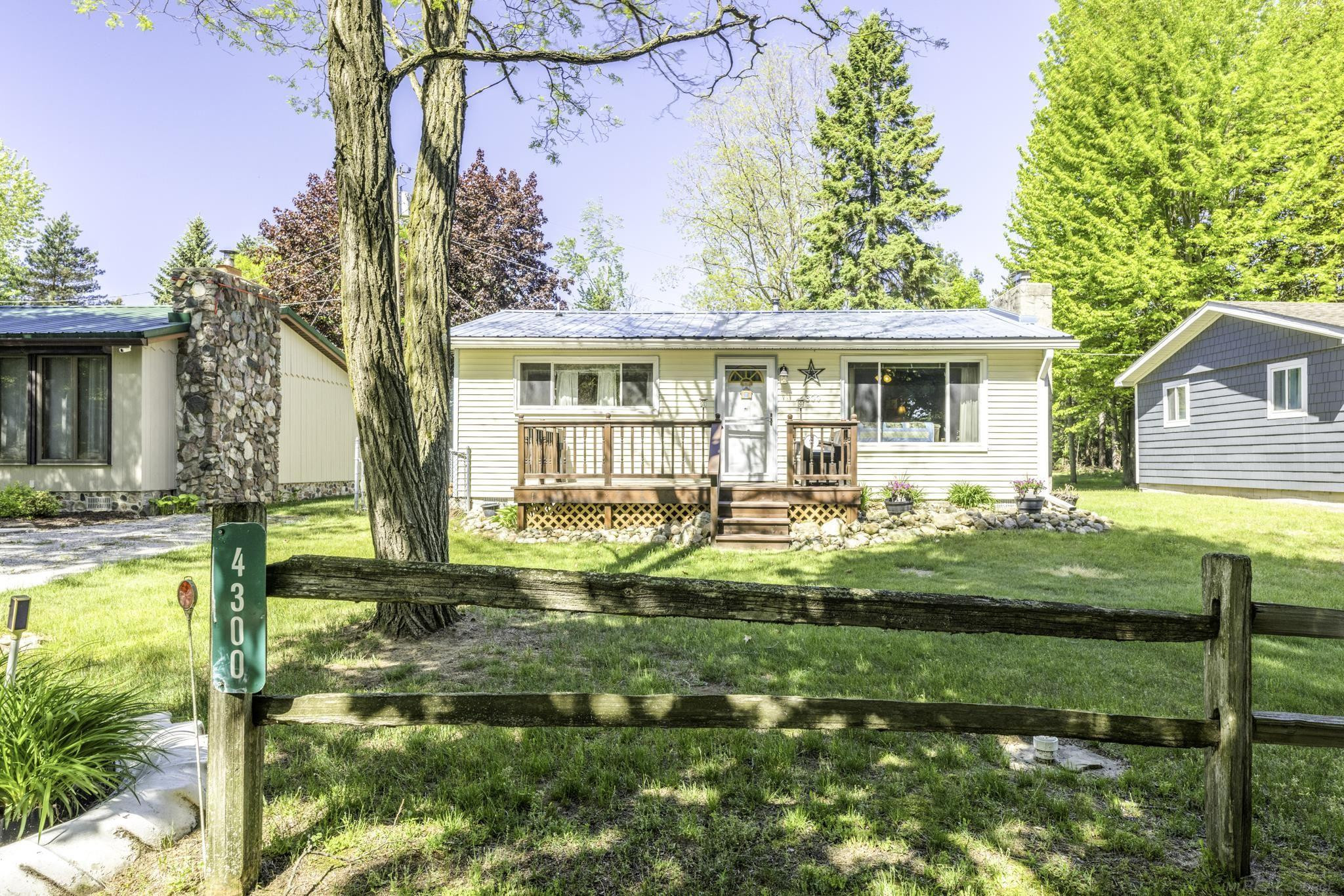 4300 N Grandview Drive, Deckerville, MI 48427 — Photo 28