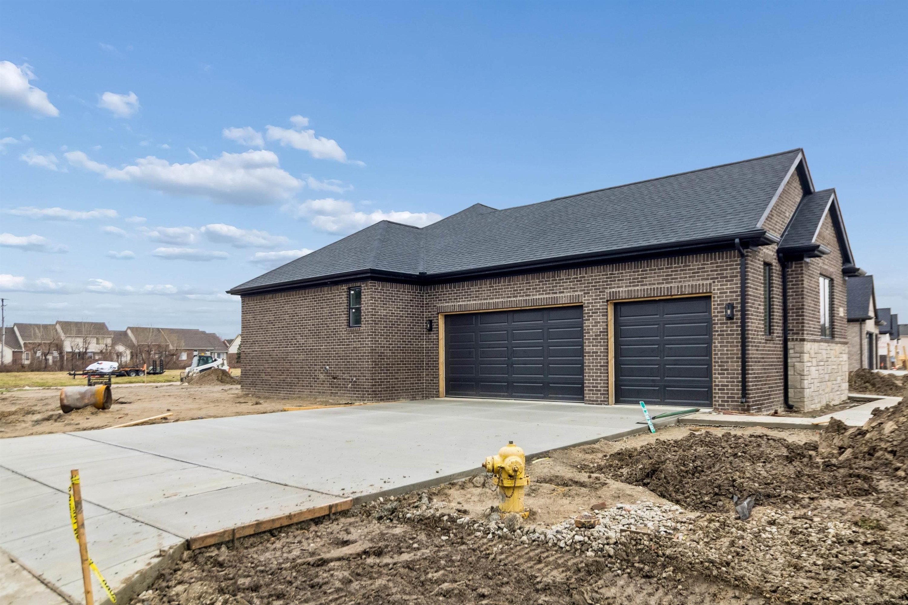 45519 Gable Drive, Macomb, MI 48044 — Photo 2