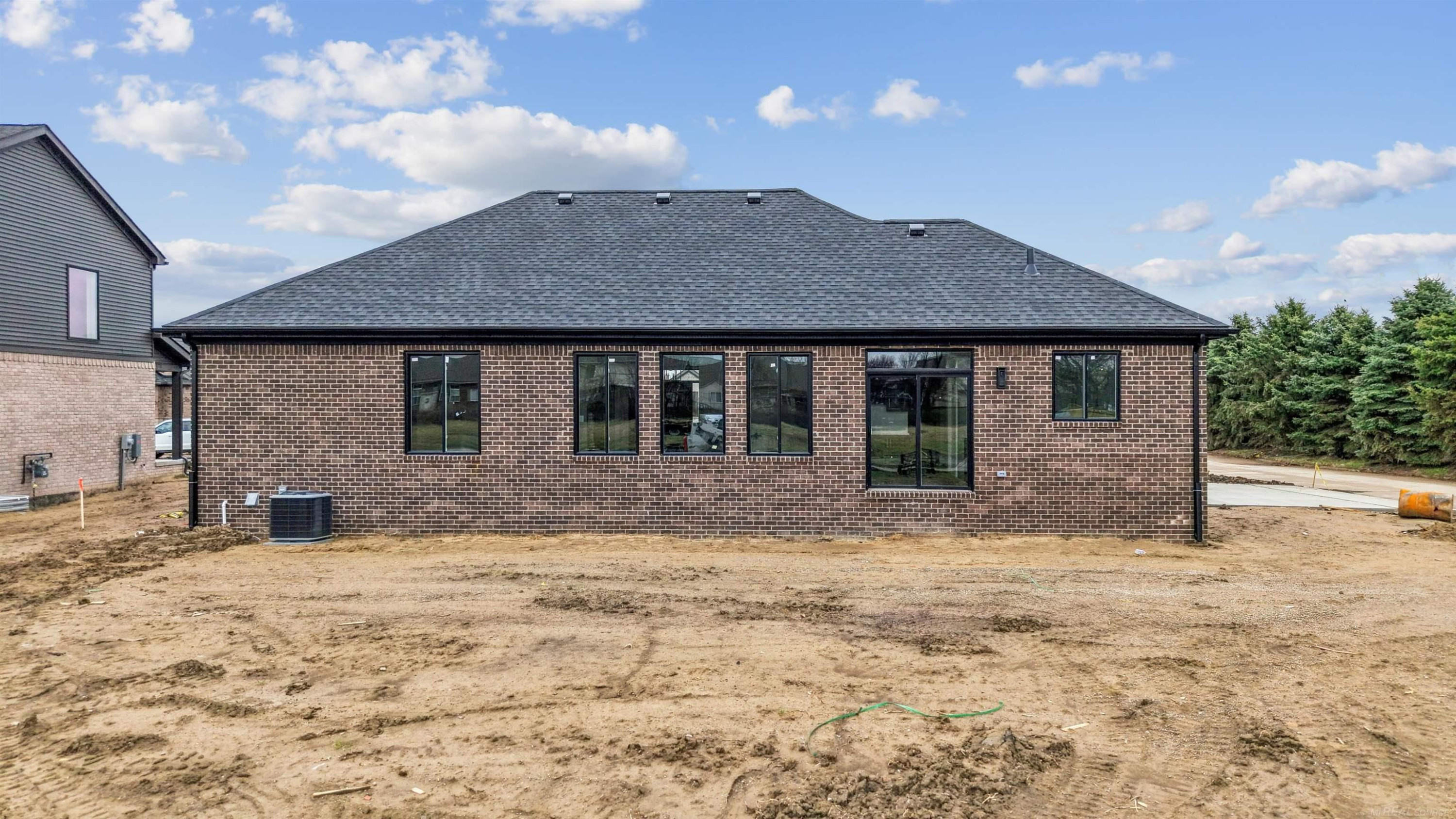 45519 Gable Drive, Macomb, MI 48044 — Photo 4