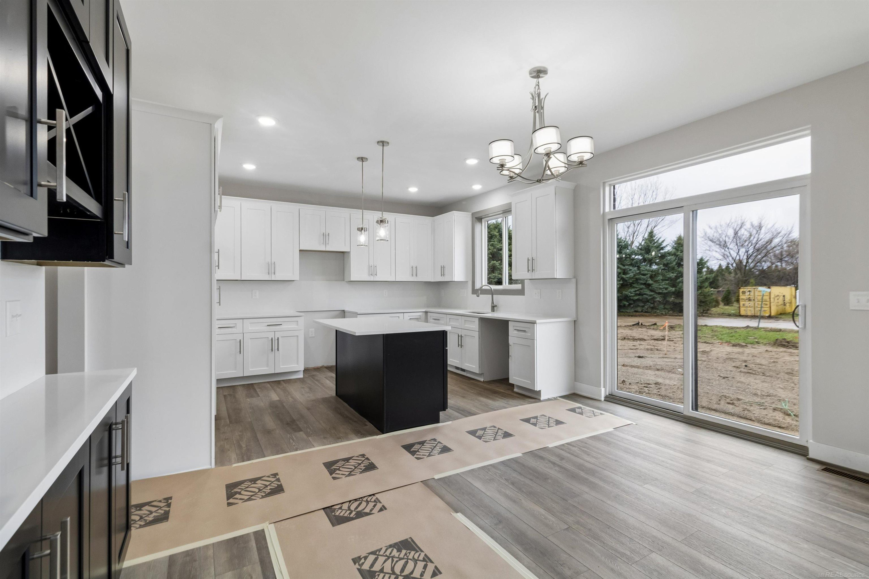 45519 Gable Drive, Macomb, MI 48044 — Photo 13
