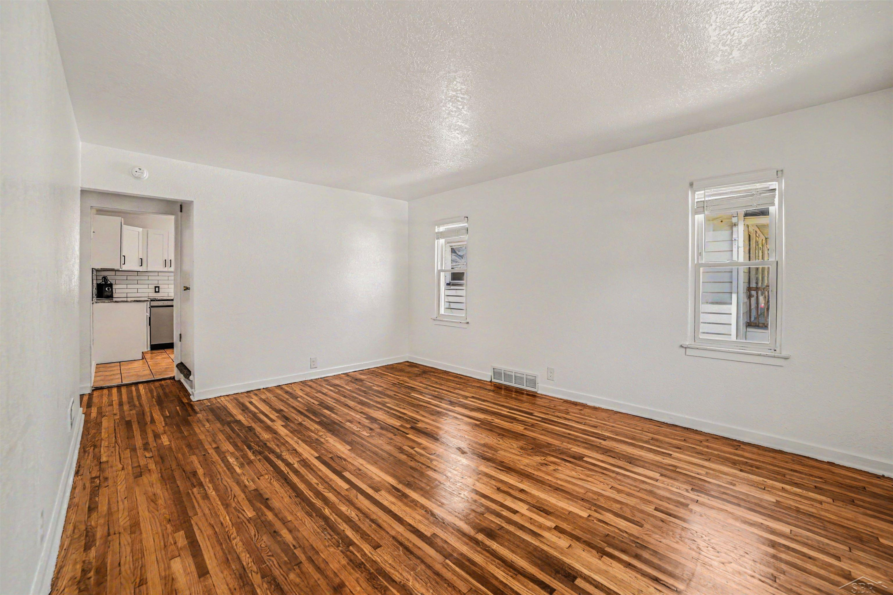 2259 Avon Street, Saginaw, MI 48602 — Photo 5