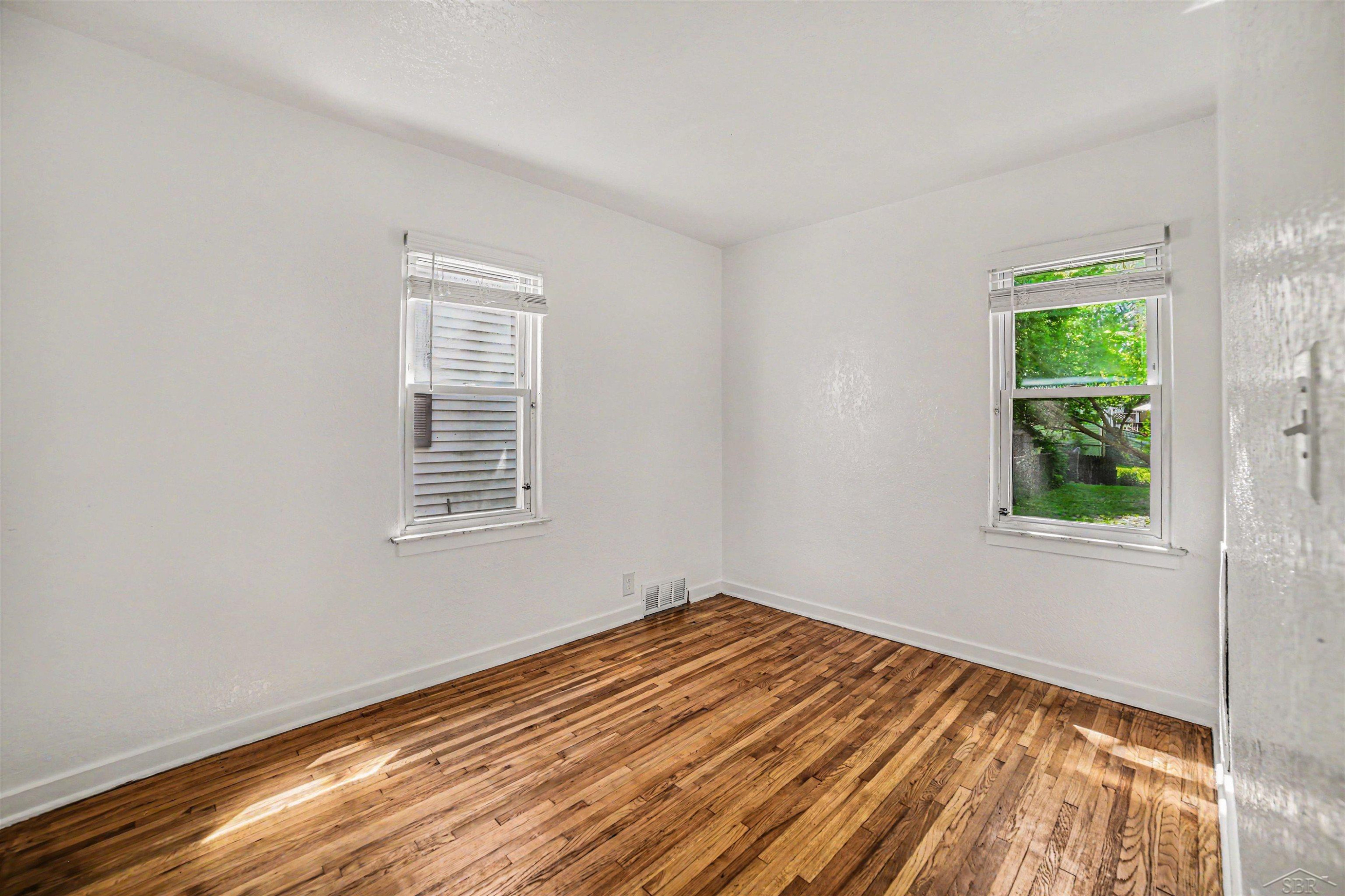 2259 Avon Street, Saginaw, MI 48602 — Photo 11