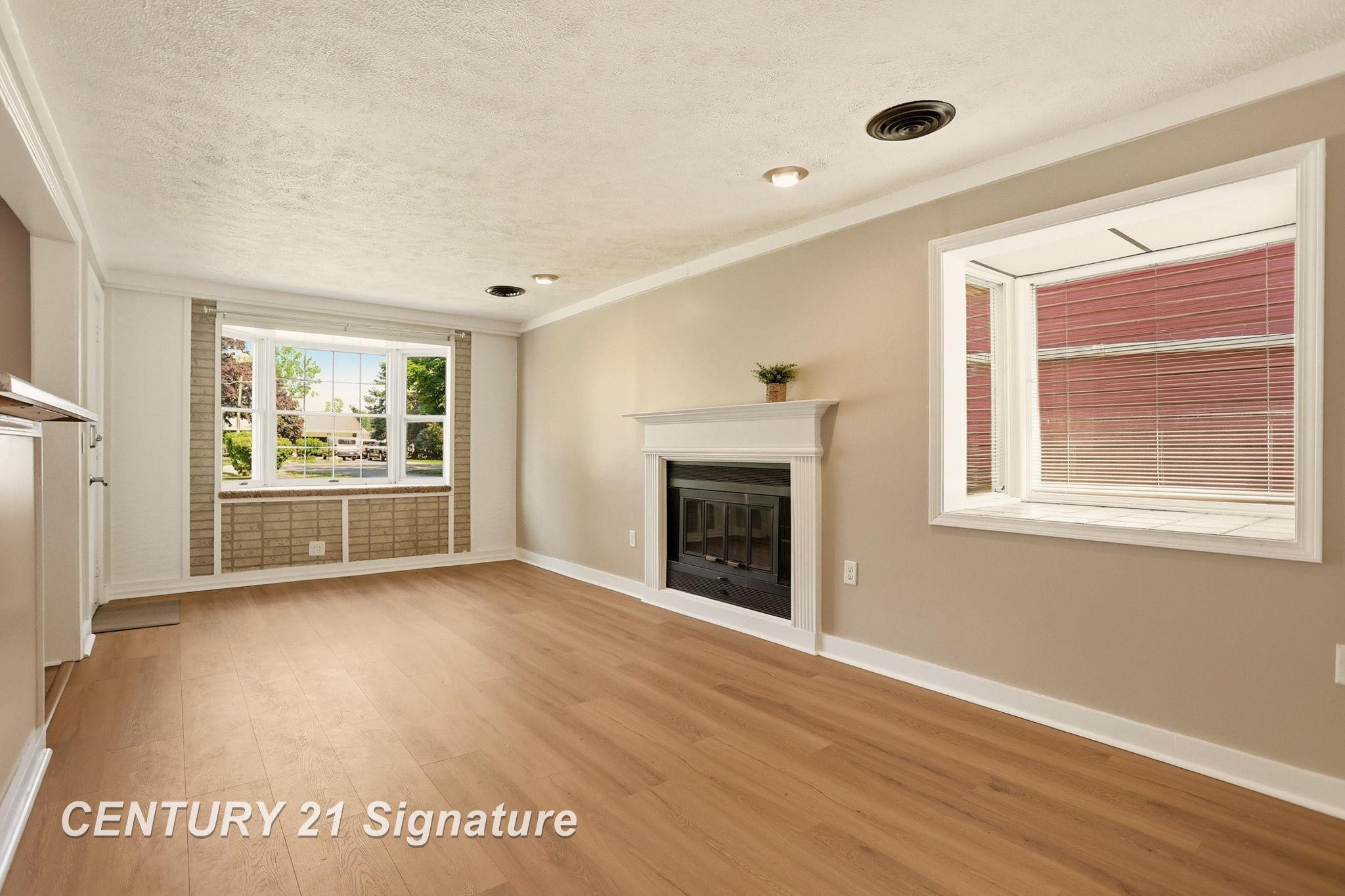 4355 N Michigan Avenue, Saginaw, MI 48604 — Photo 8